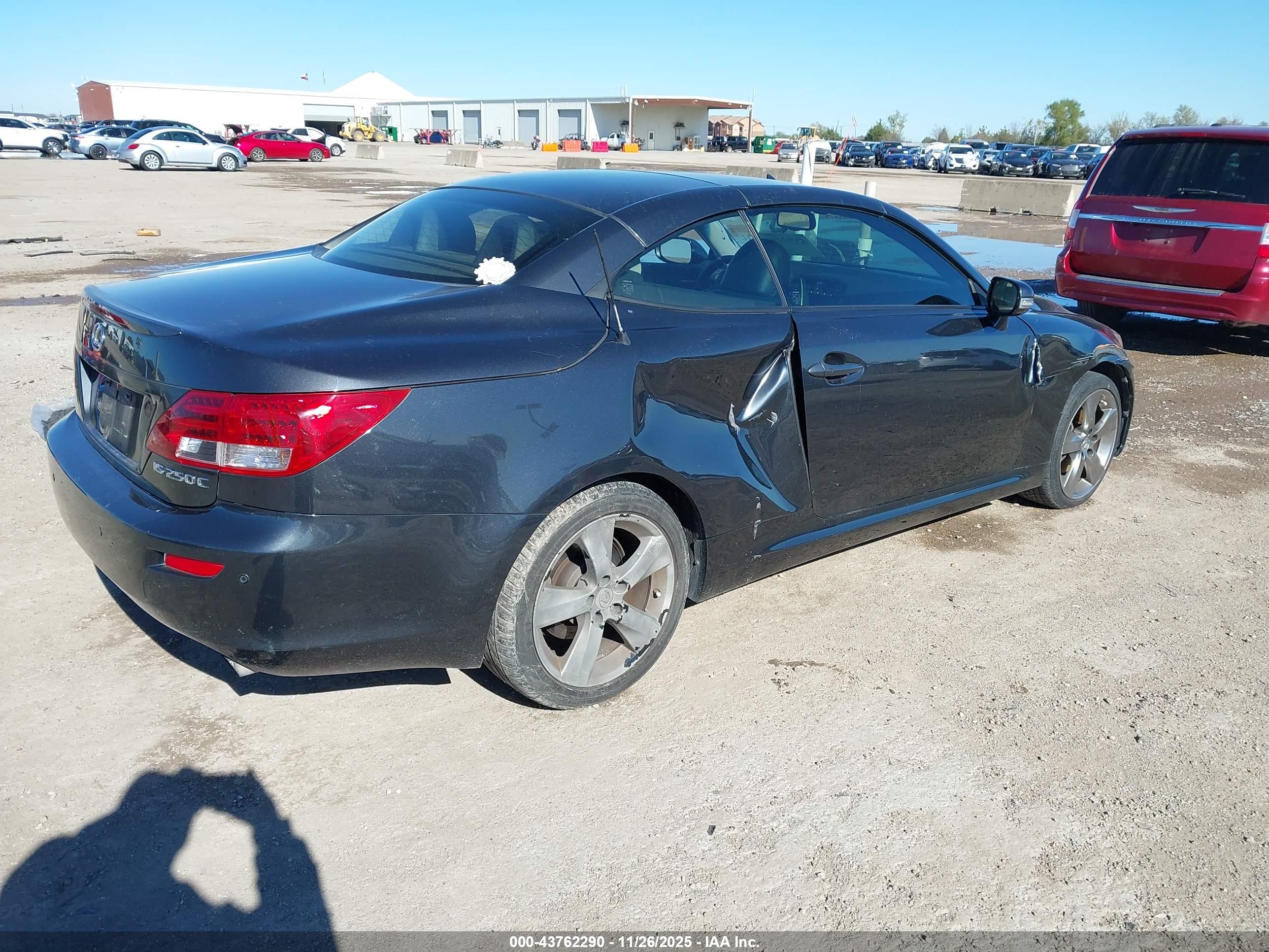 LEXUS IS image 6