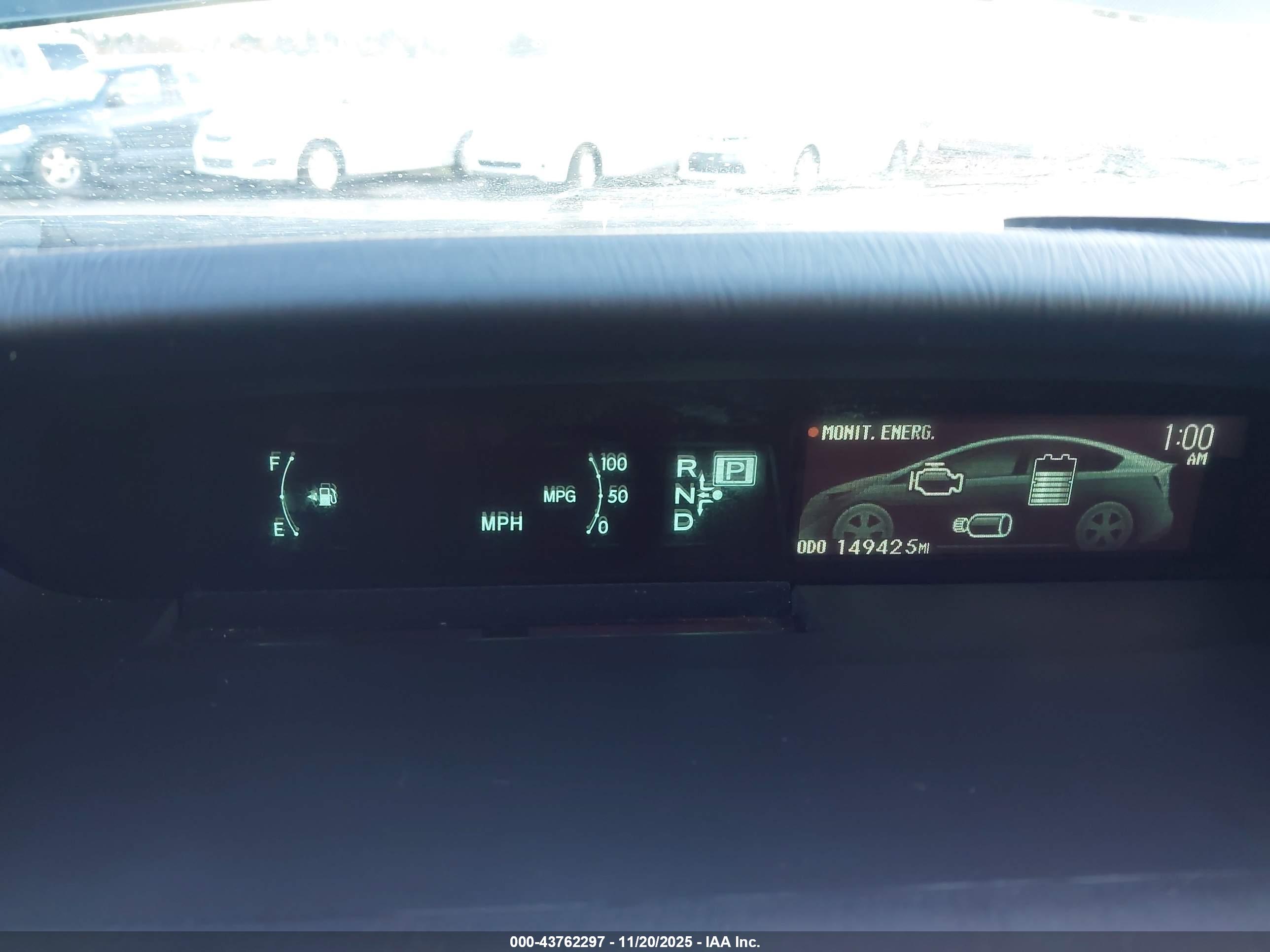 TOYOTA PRIUS image 7