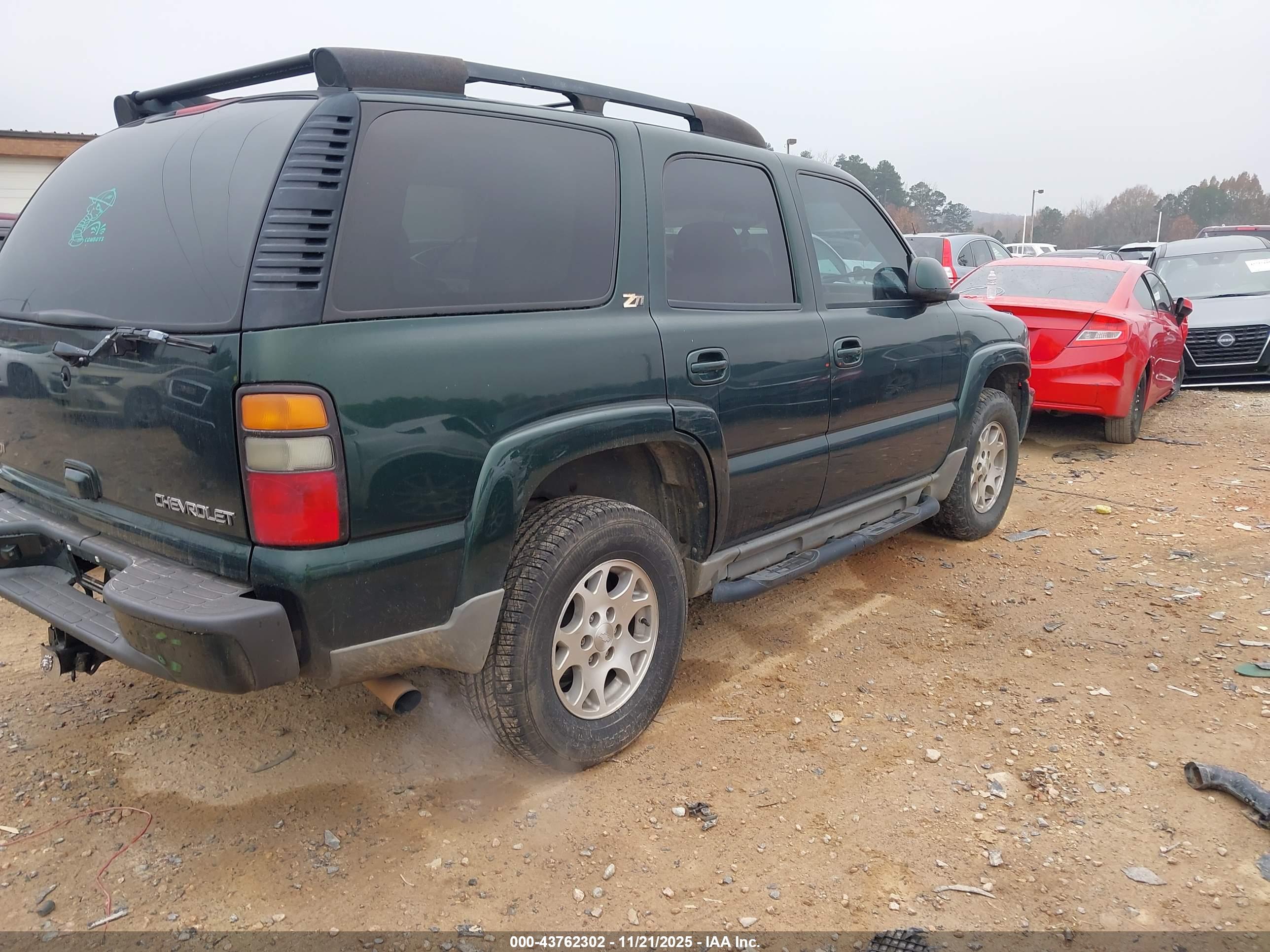 CHEVROLET TAHOE image 4