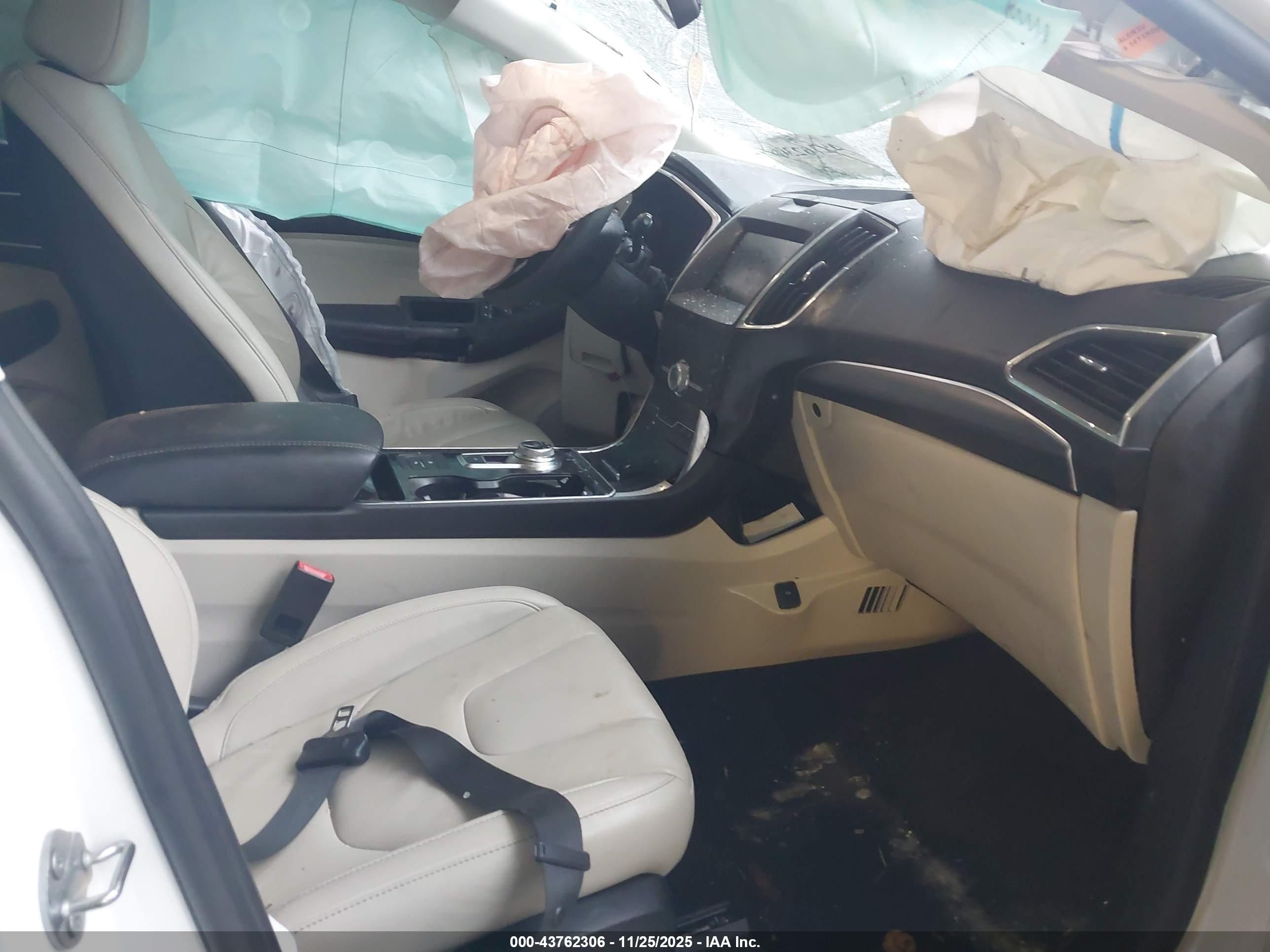 FORD EDGE image 5