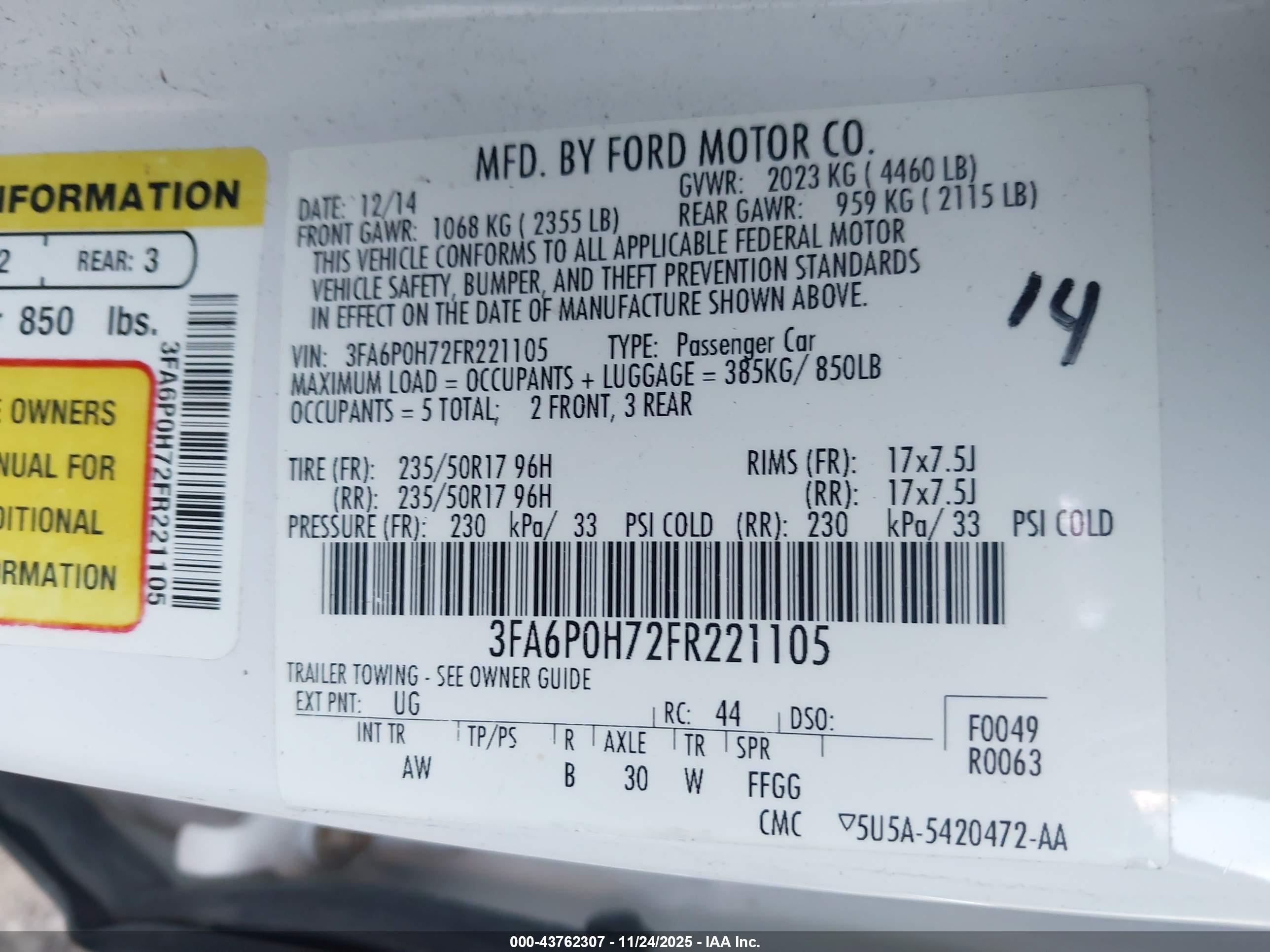 FORD FUSION image 9