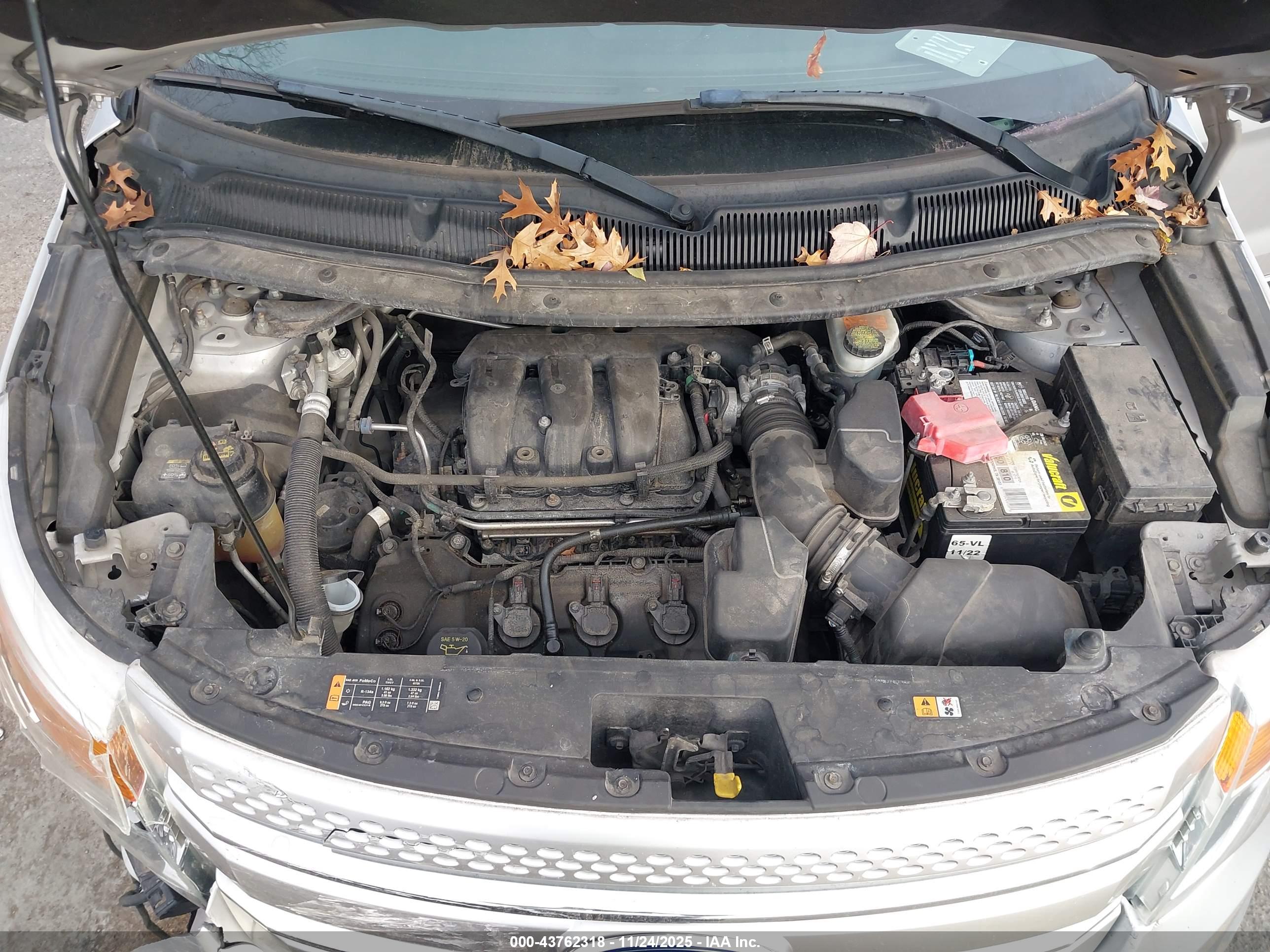 FORD EXPLORER image 10