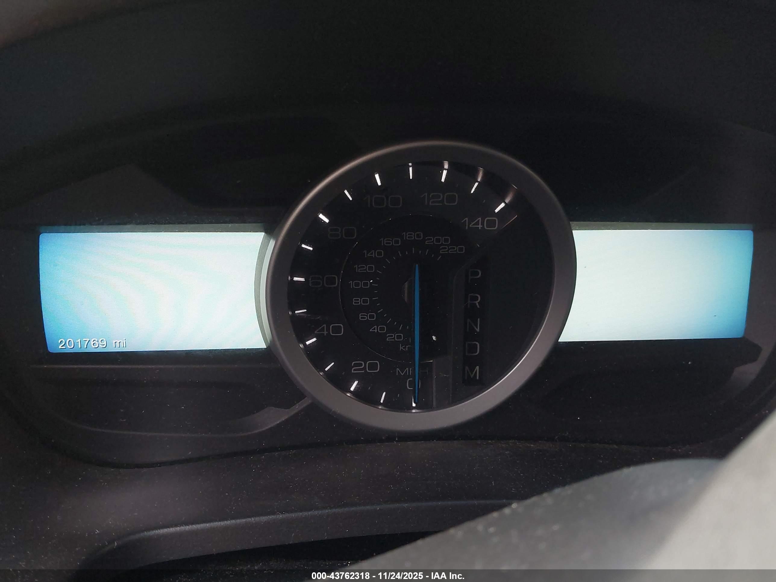 FORD EXPLORER image 7