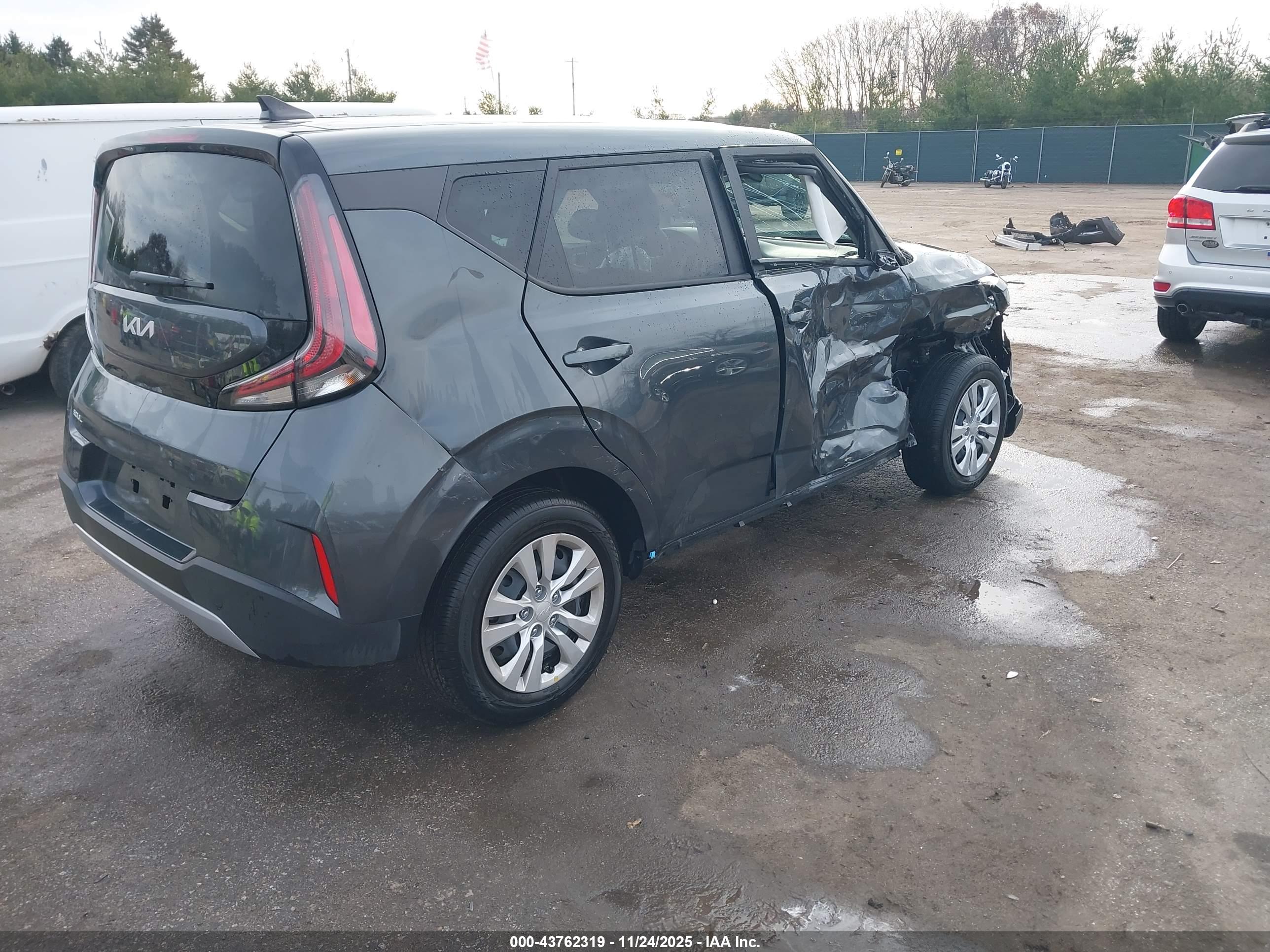 KIA SOUL image 4