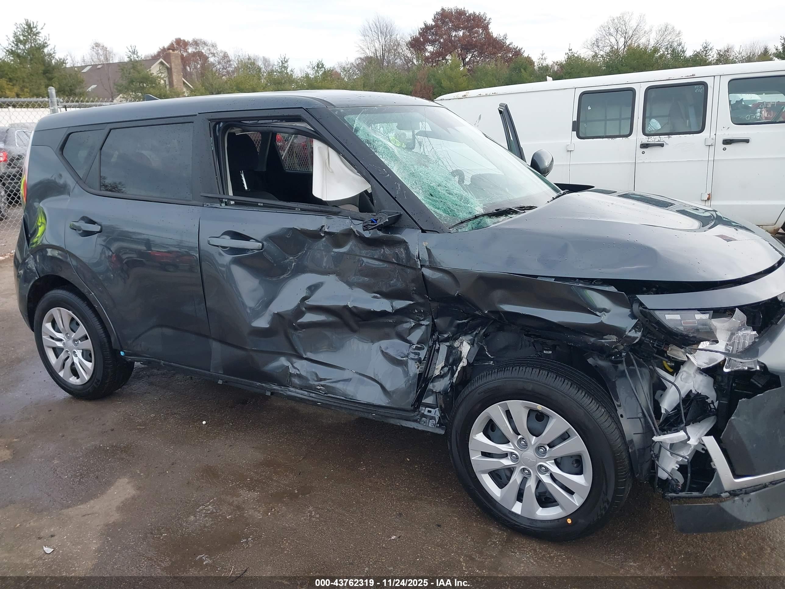 KIA SOUL image 6
