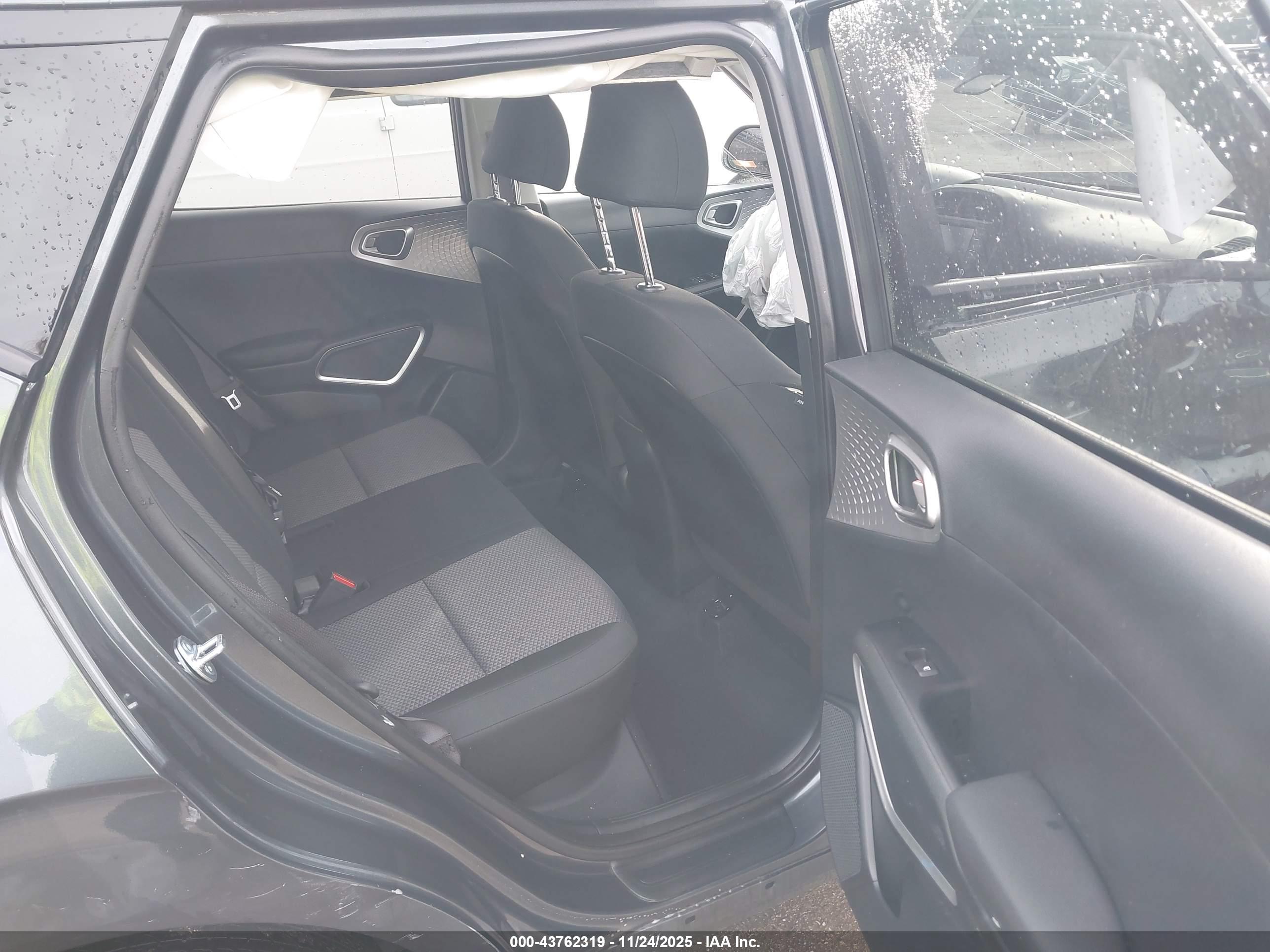 KIA SOUL image 8
