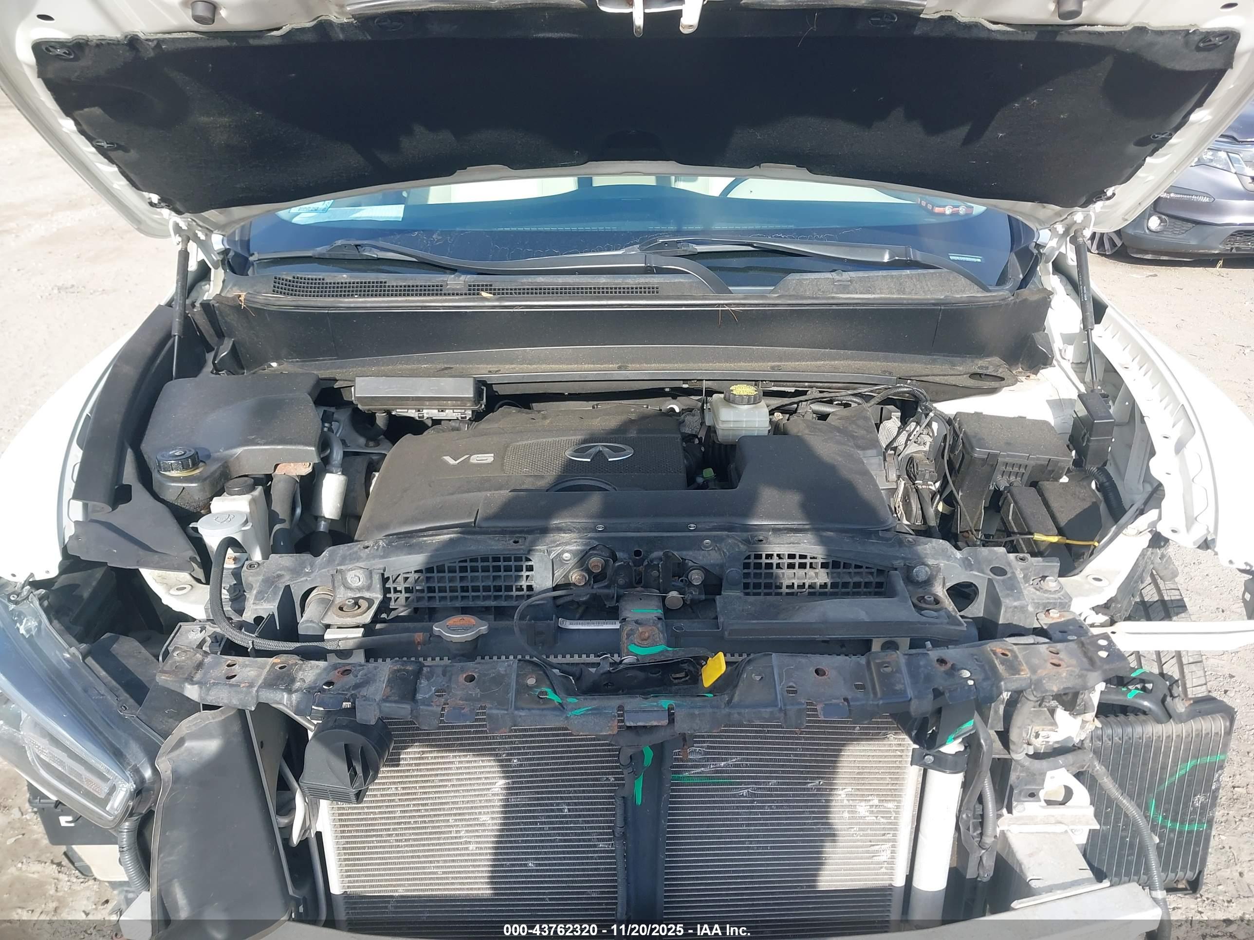 INFINITI QX60 image 10