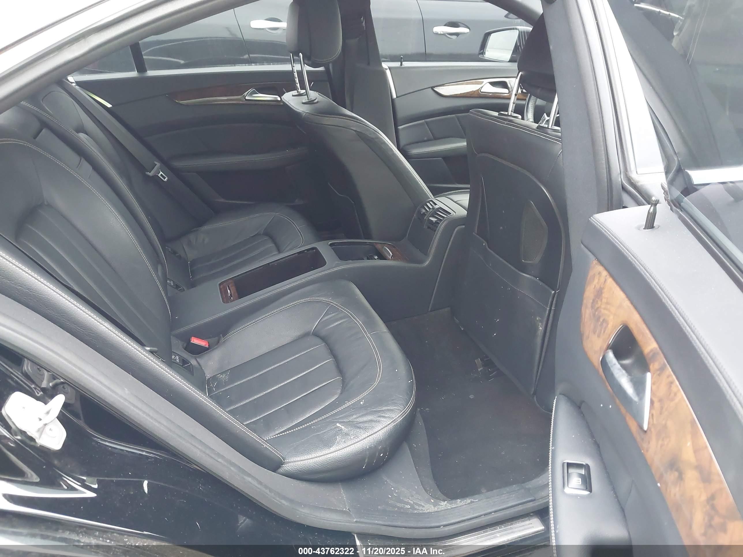 MERCEDES-BENZ CLS image 8