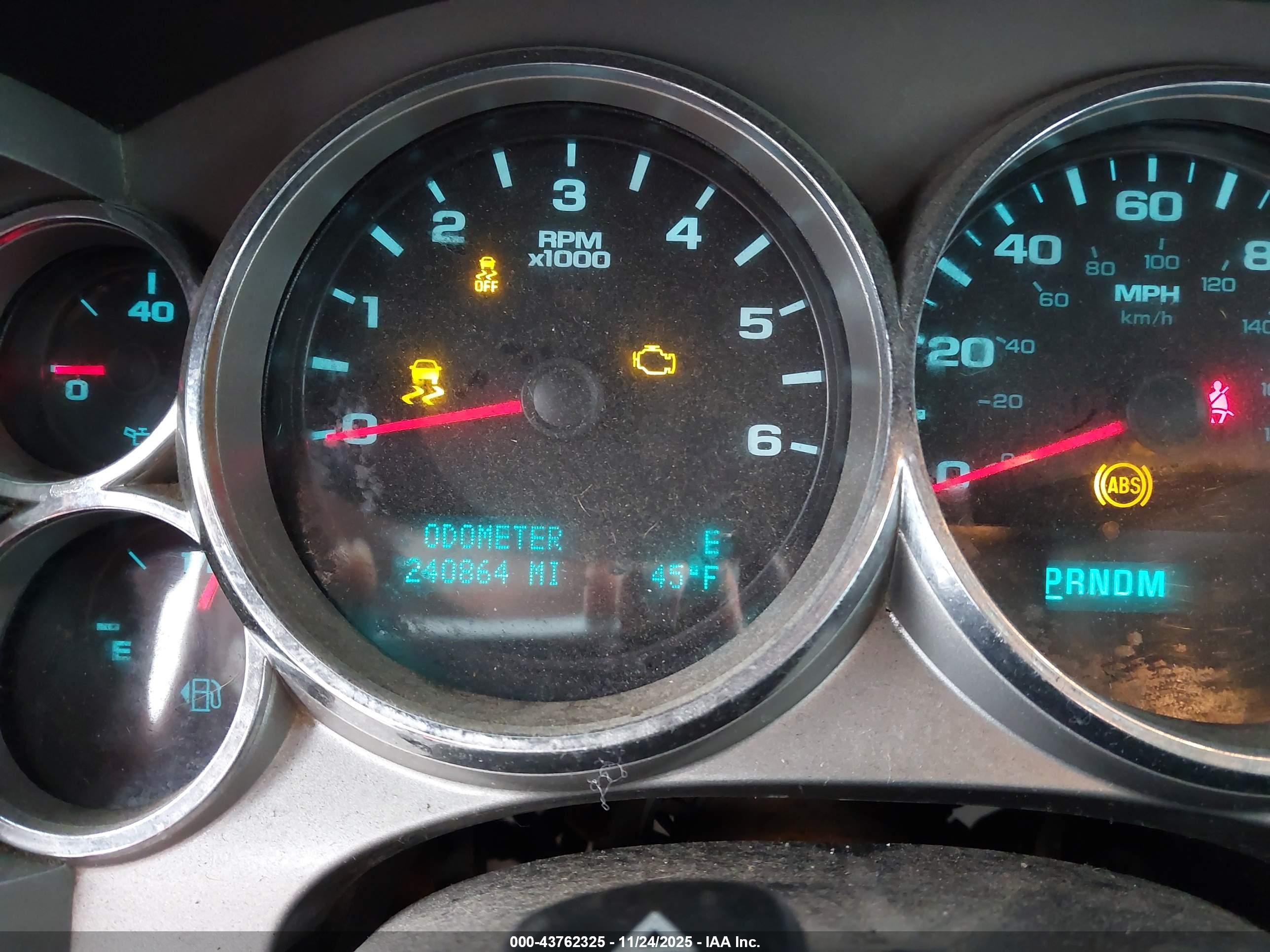 GMC SIERRA image 7