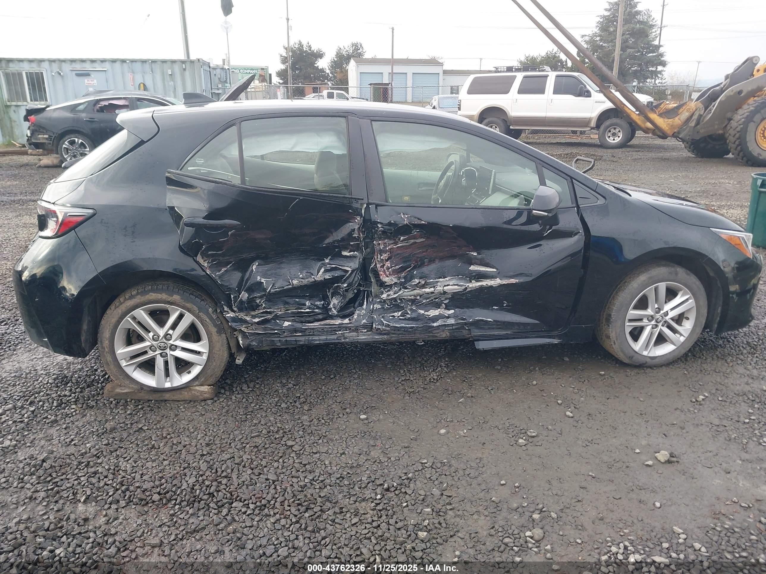 TOYOTA COROLLA image 6