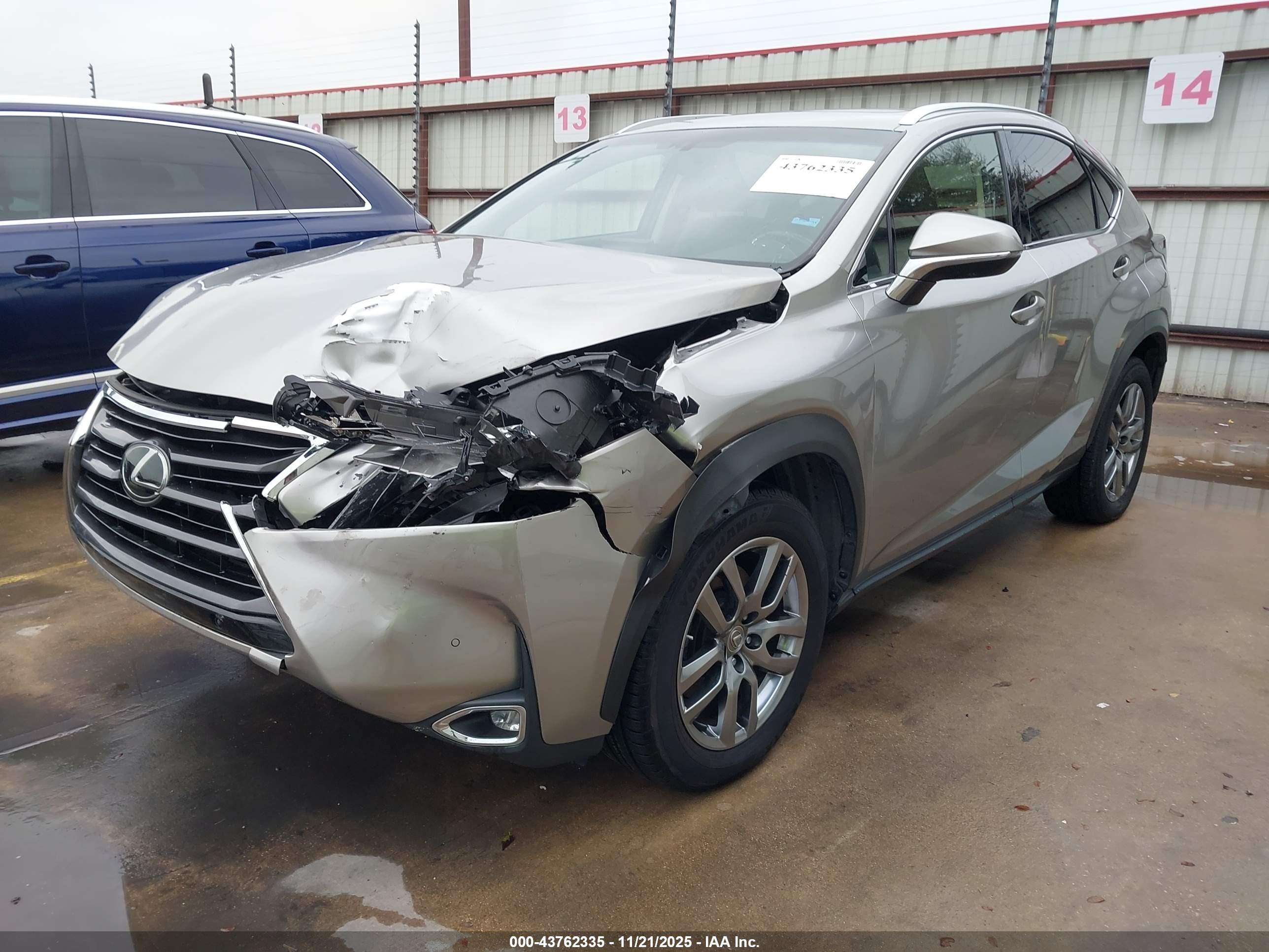 LEXUS NX image 2