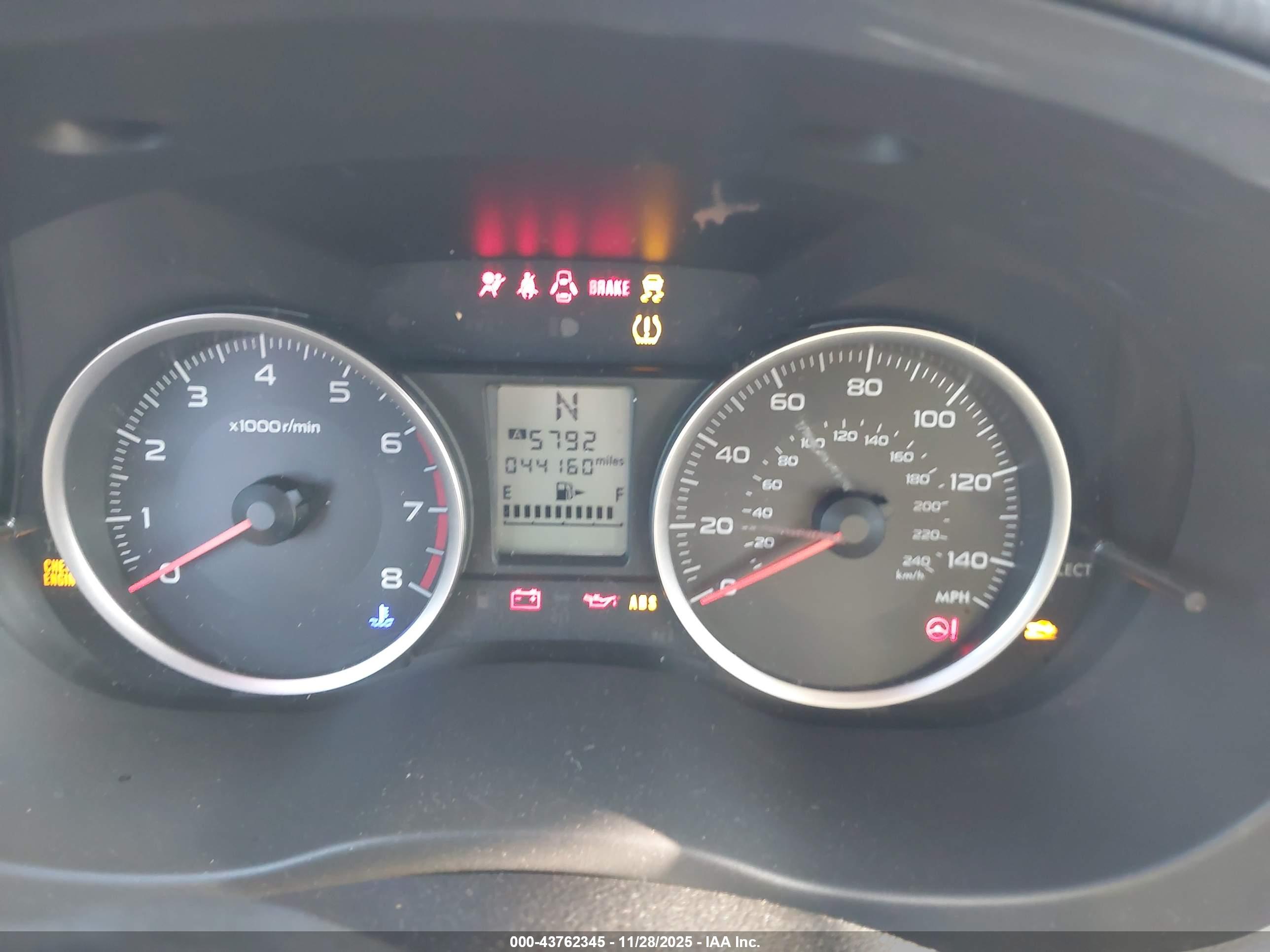 SUBARU FORESTER image 7