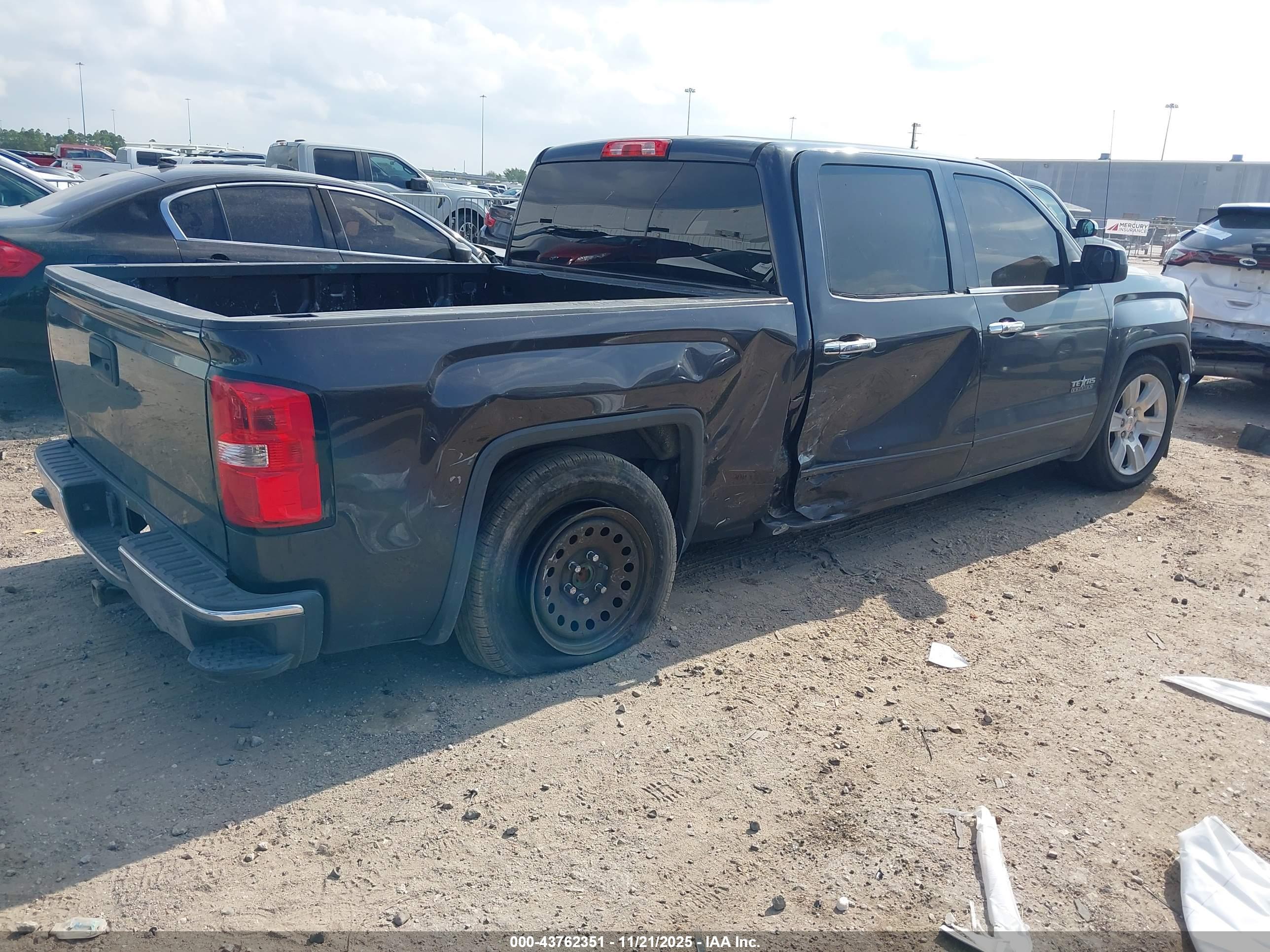 GMC SIERRA image 4