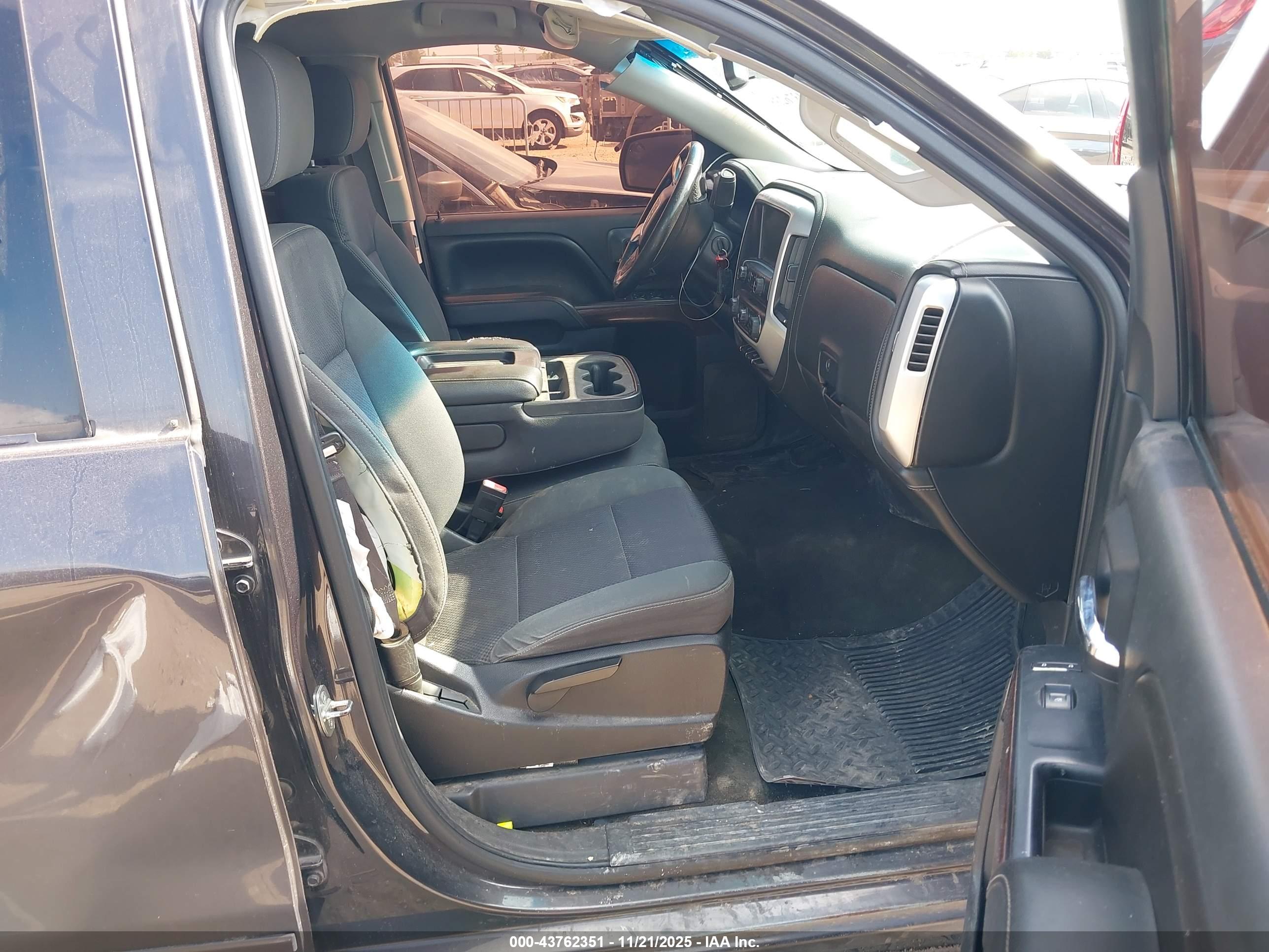 GMC SIERRA image 5