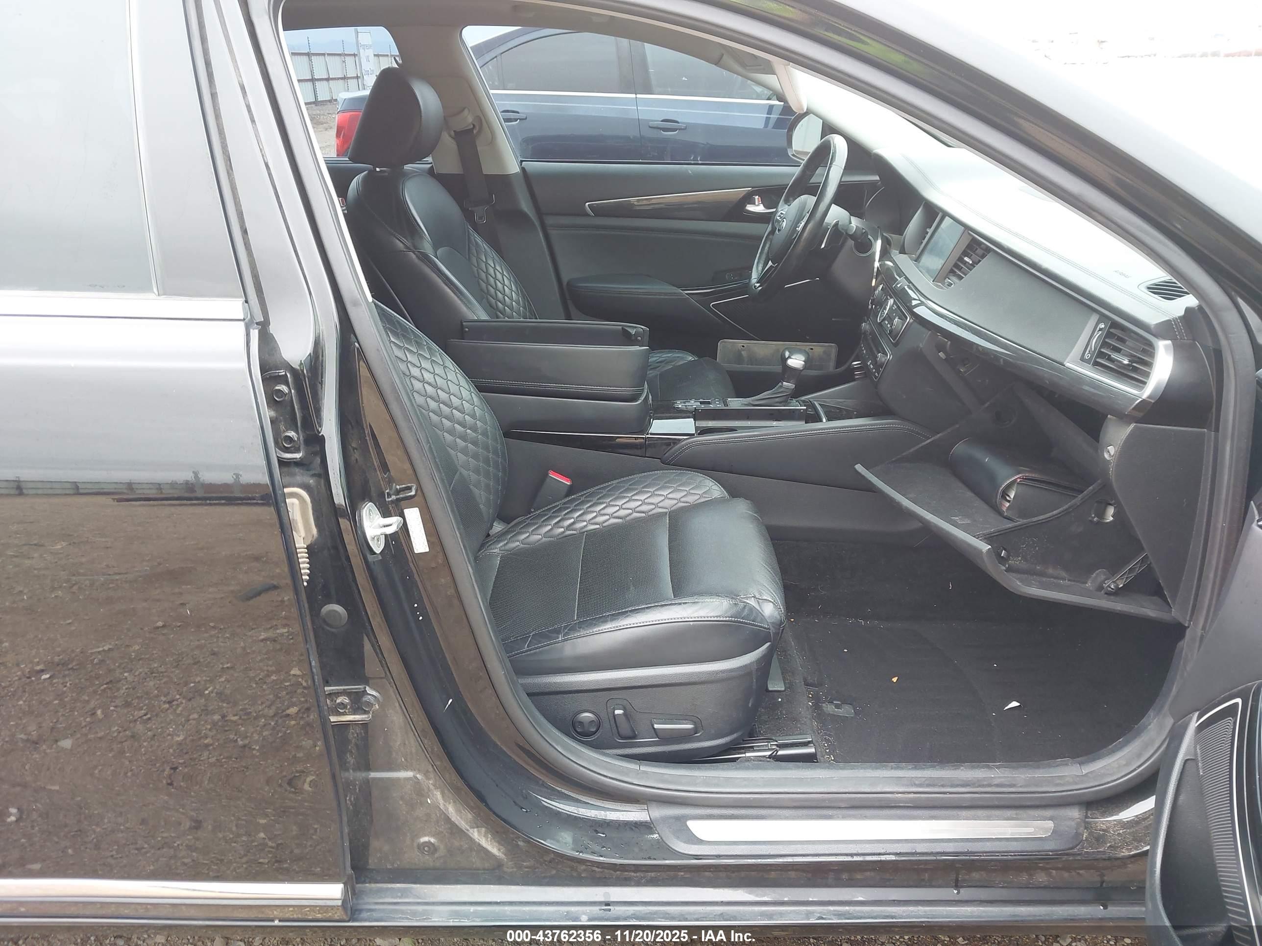 KIA CADENZA image 5