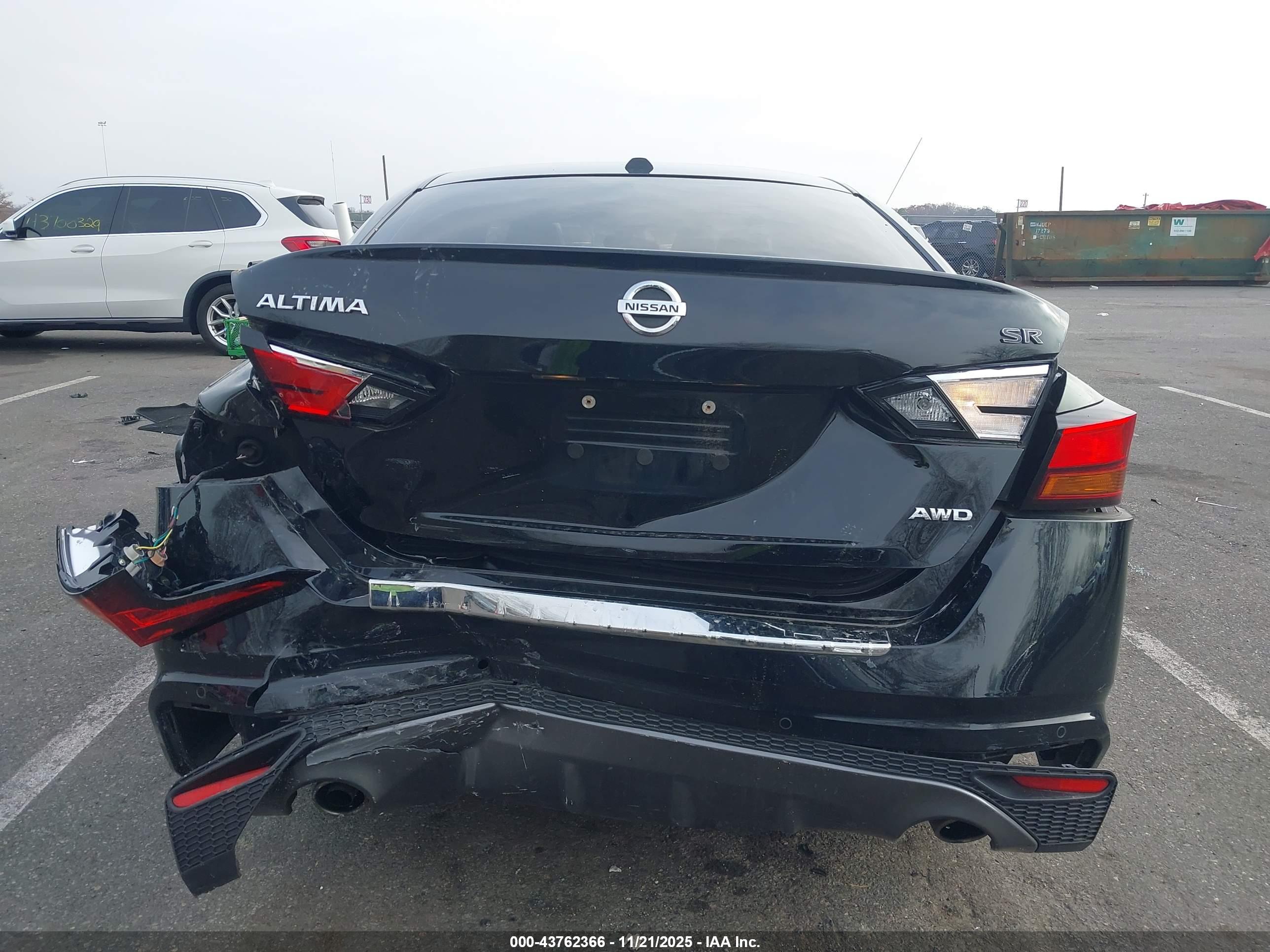 NISSAN ALTIMA image 6
