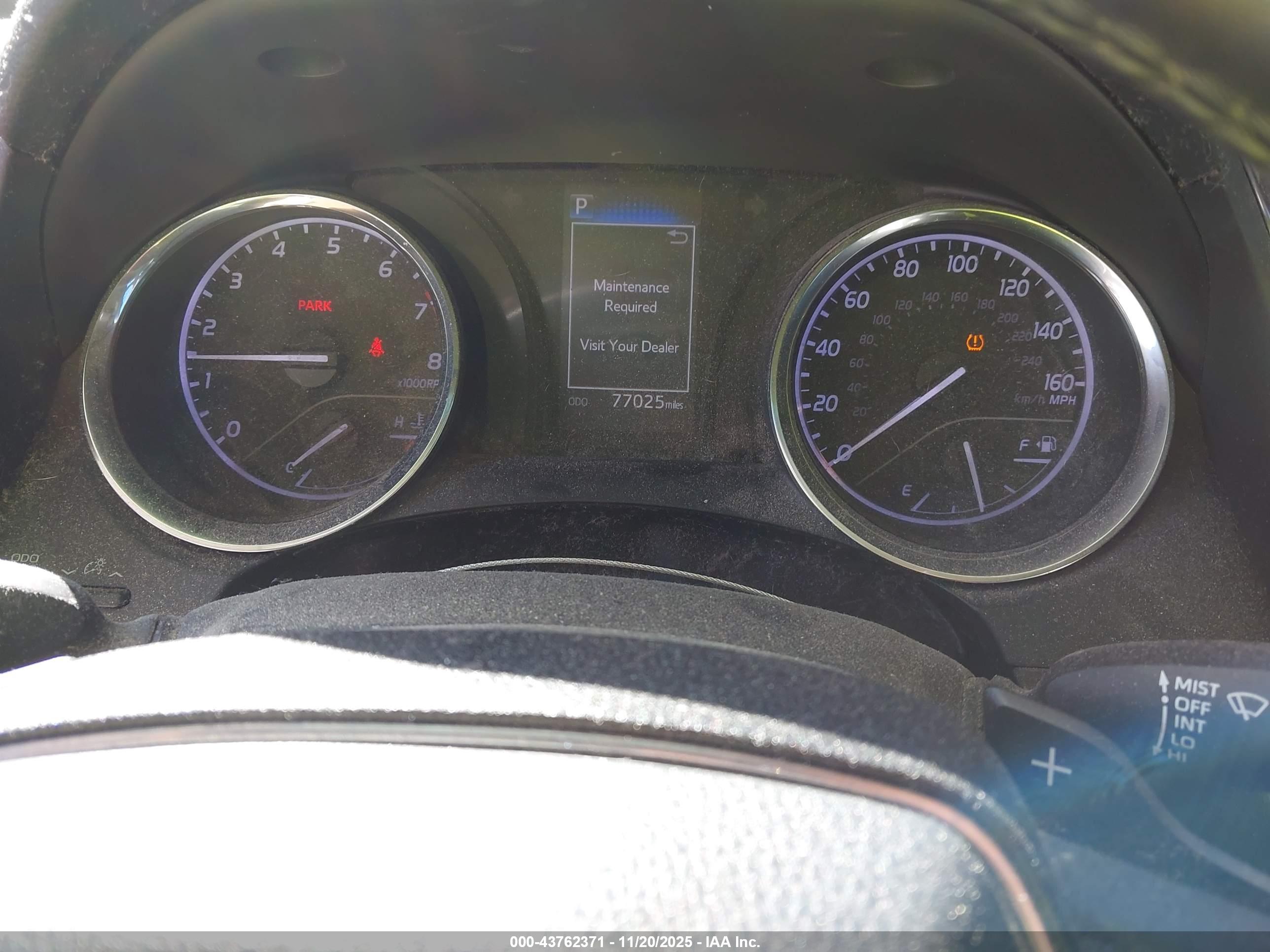 TOYOTA CAMRY image 7