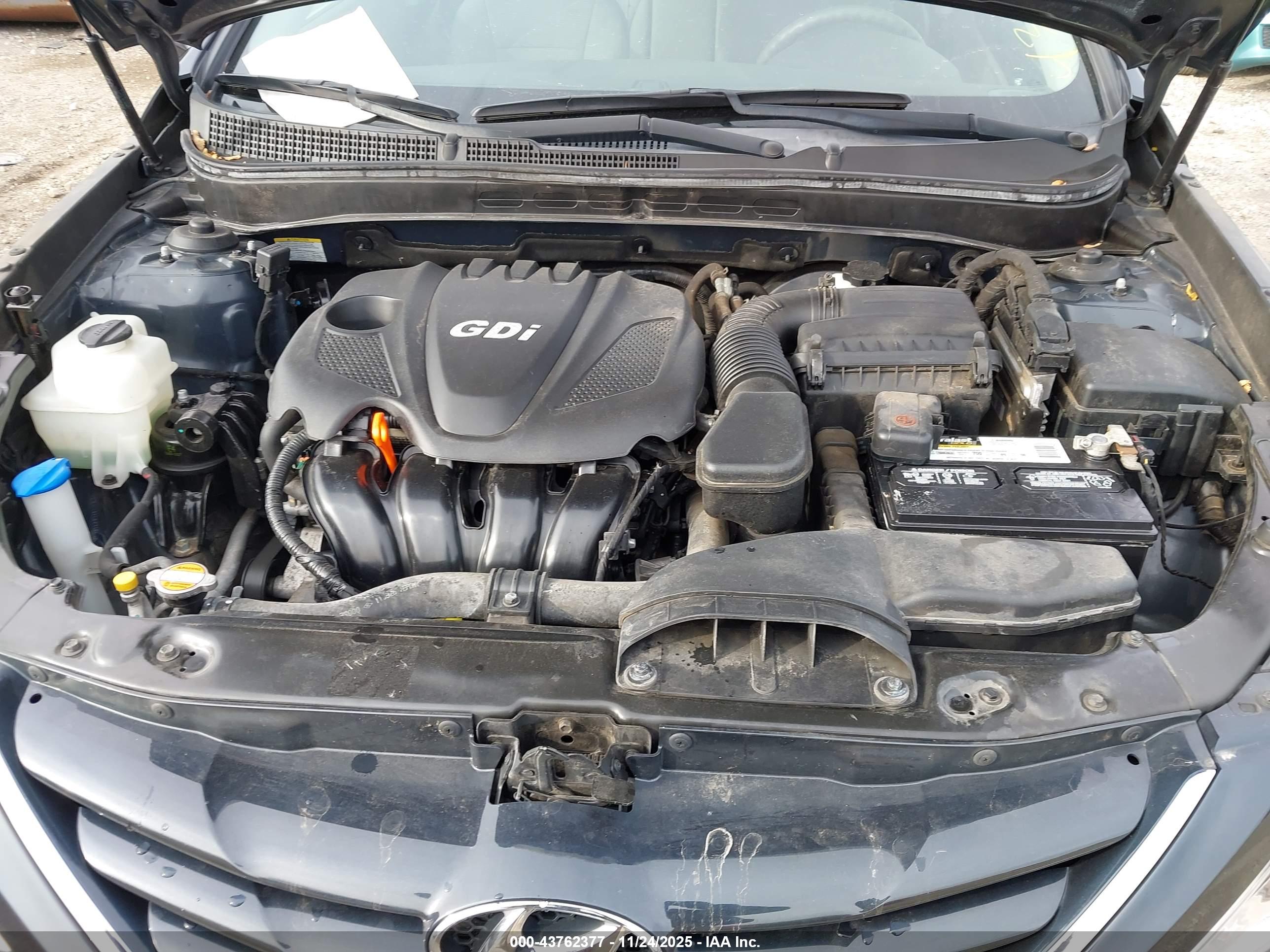 HYUNDAI SONATA image 10
