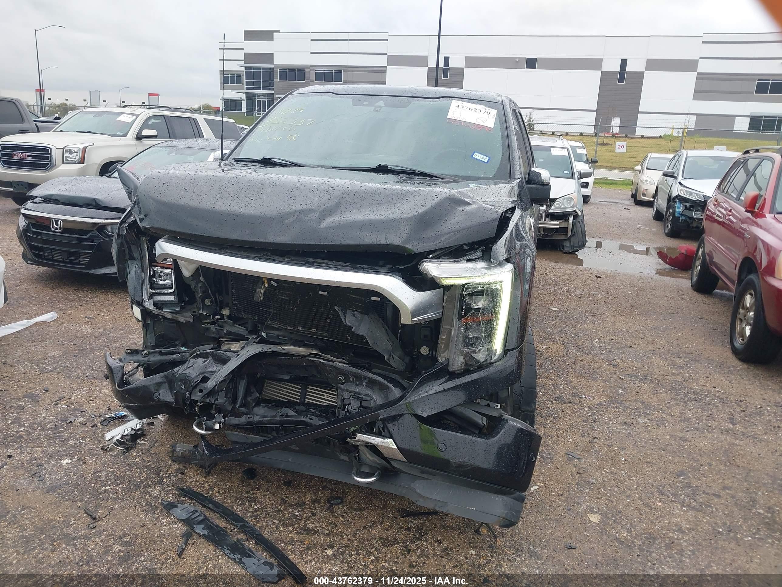 FORD F-150 image 2