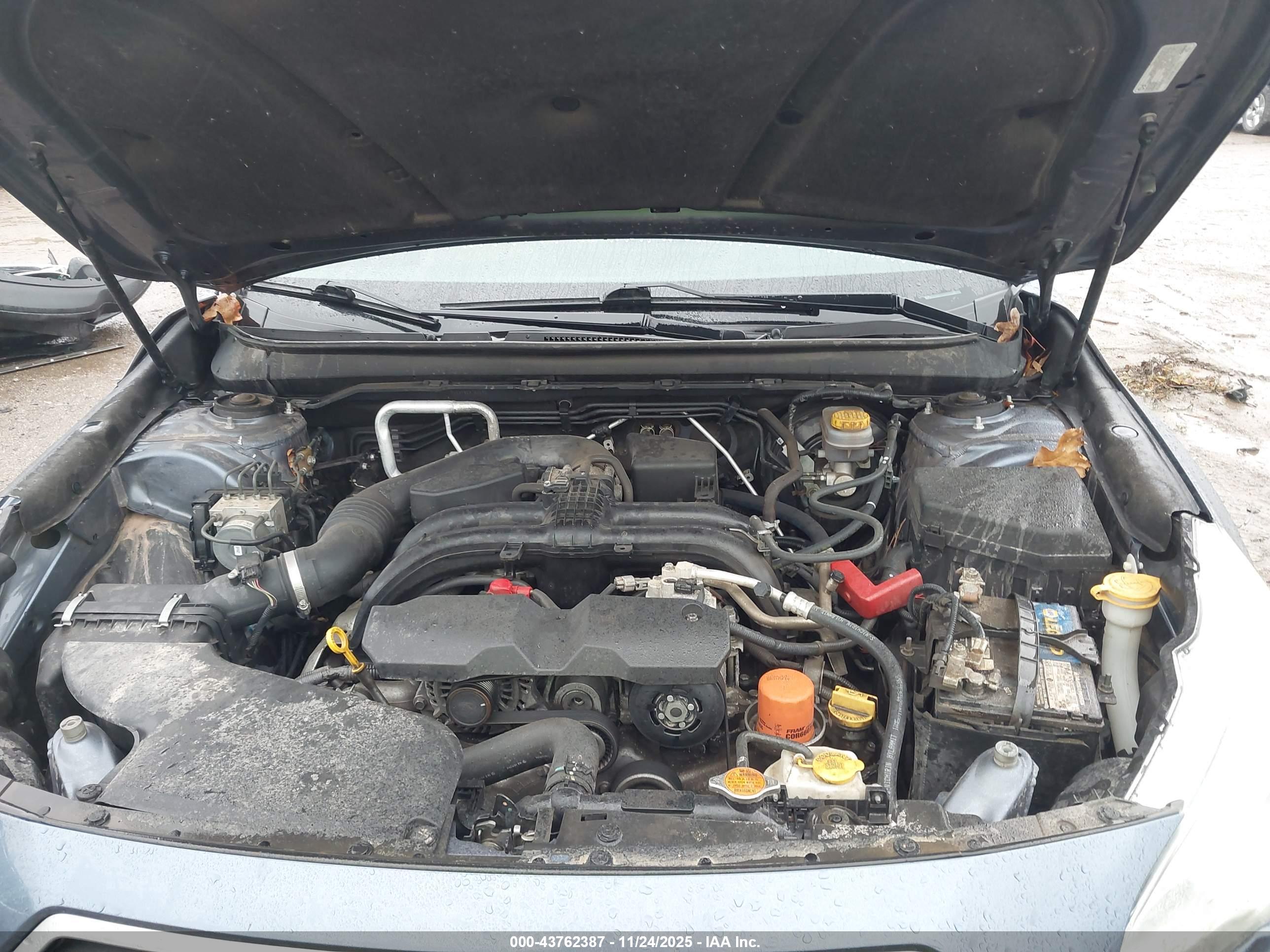 SUBARU LEGACY image 10