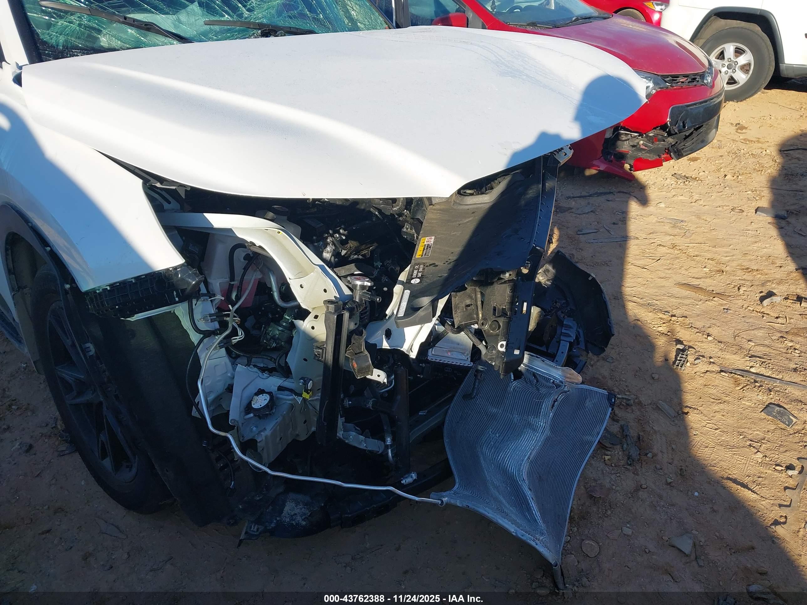 TOYOTA GRAND image 6