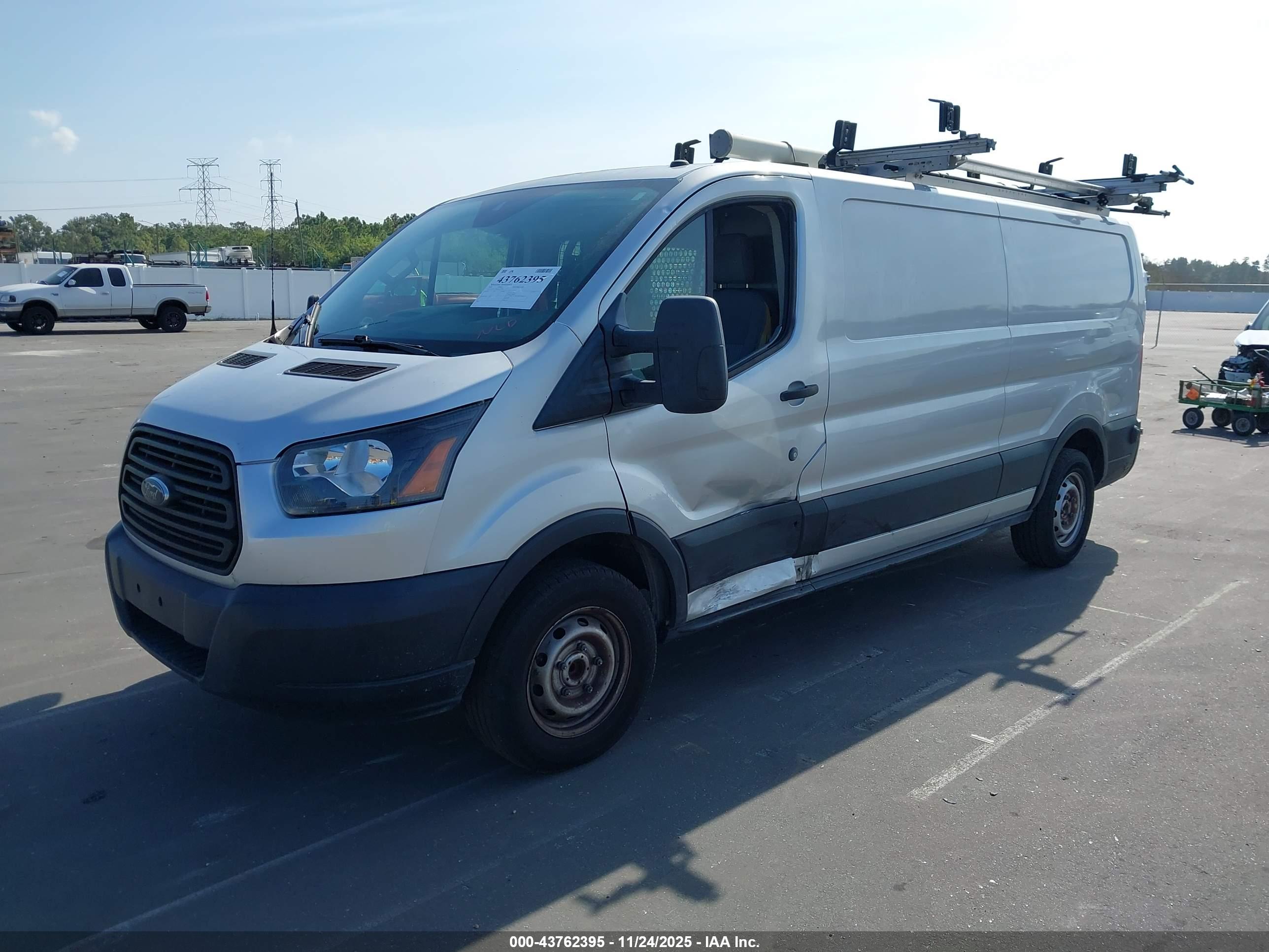 FORD TRANSIT-150 image 2