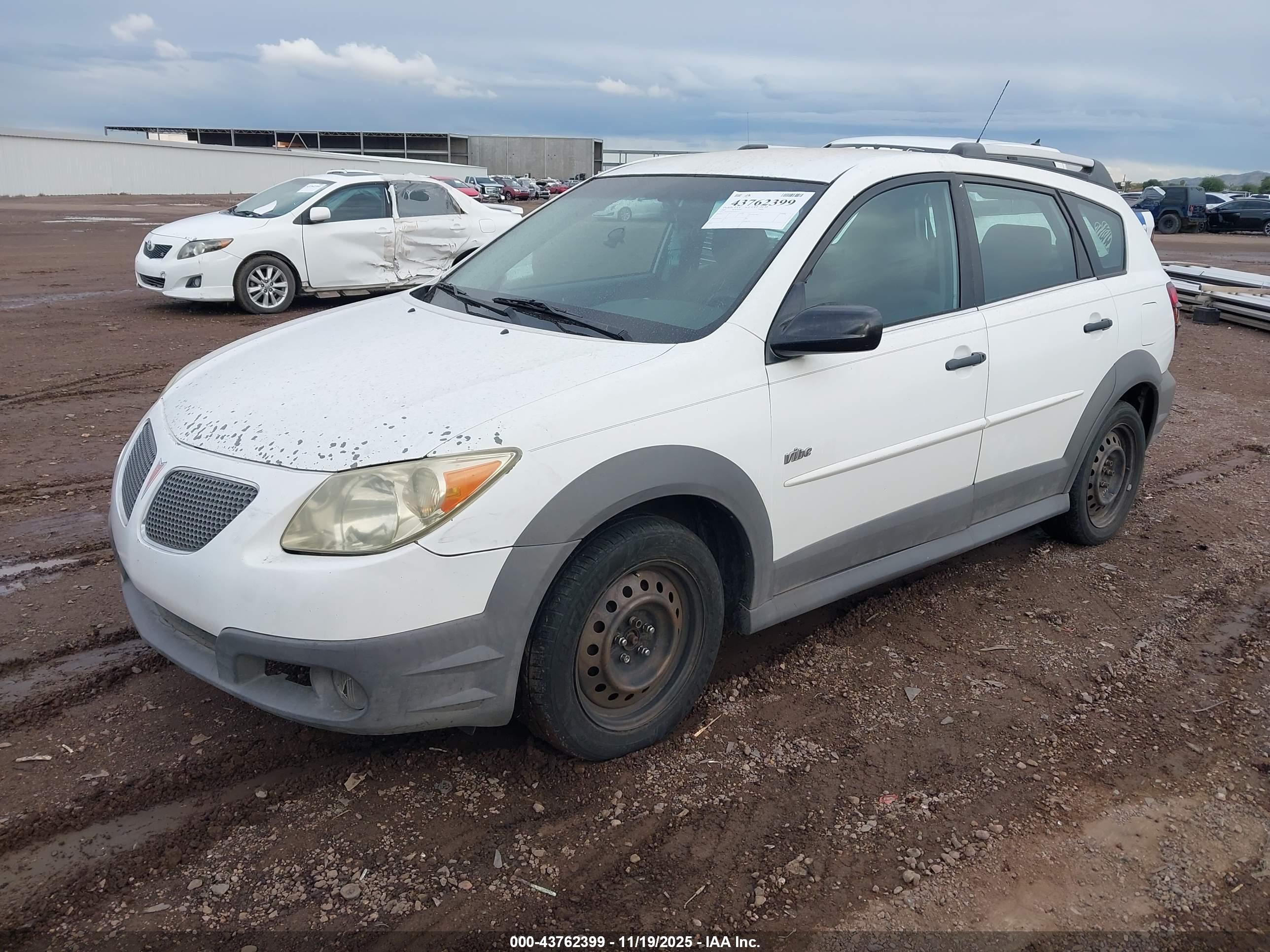 PONTIAC VIBE image 2
