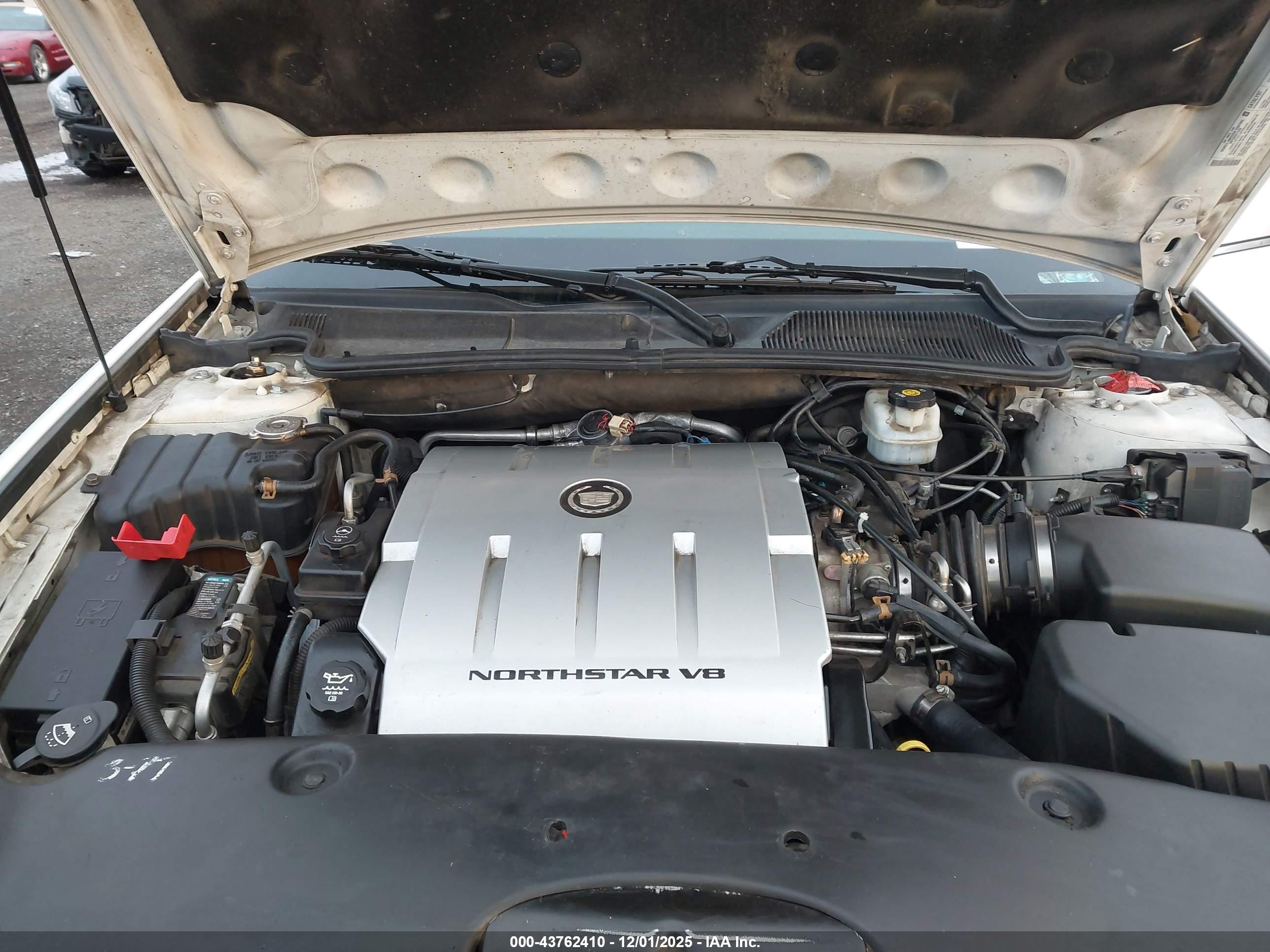 CADILLAC DEVILLE image 10