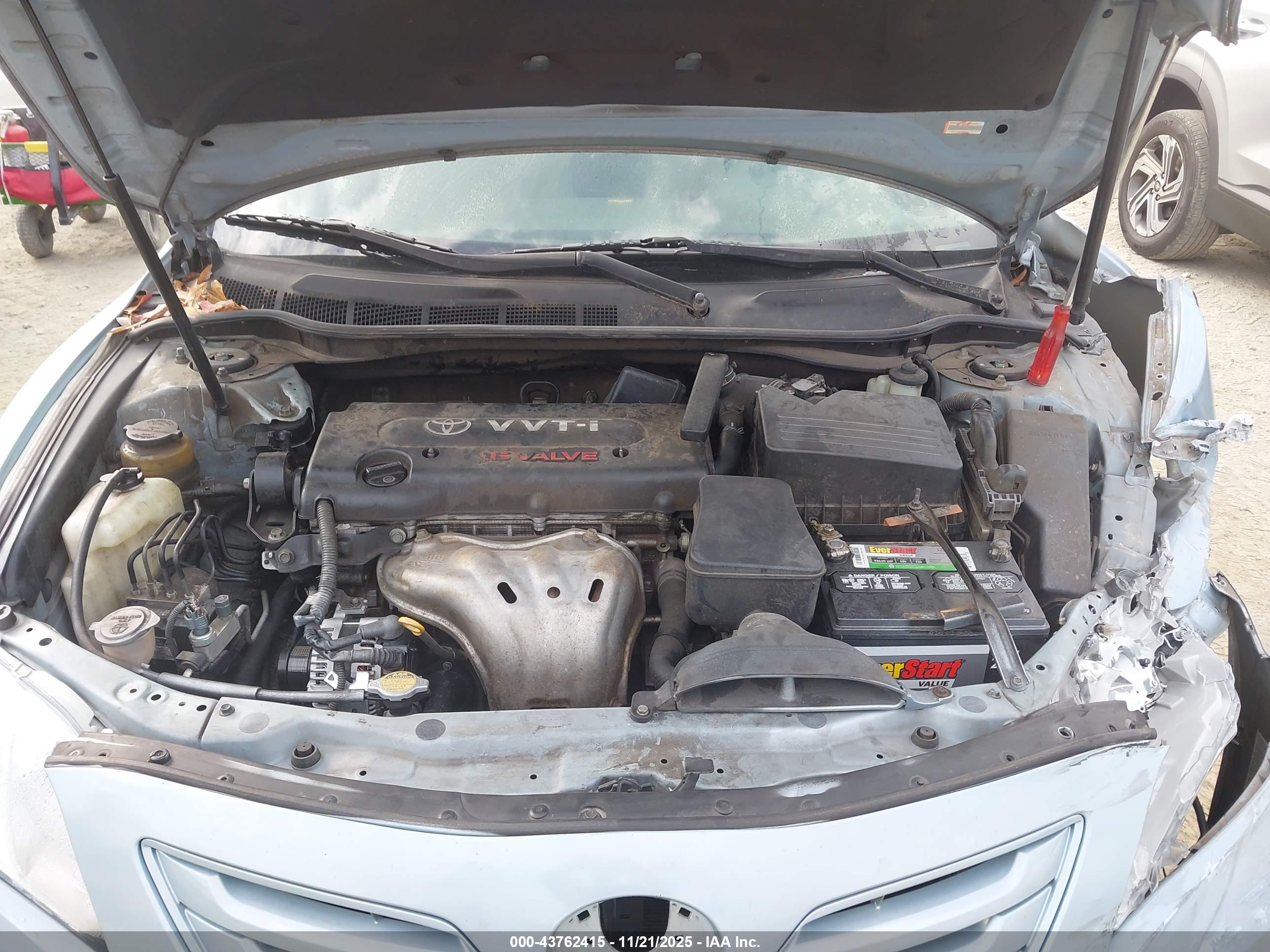 TOYOTA CAMRY image 10