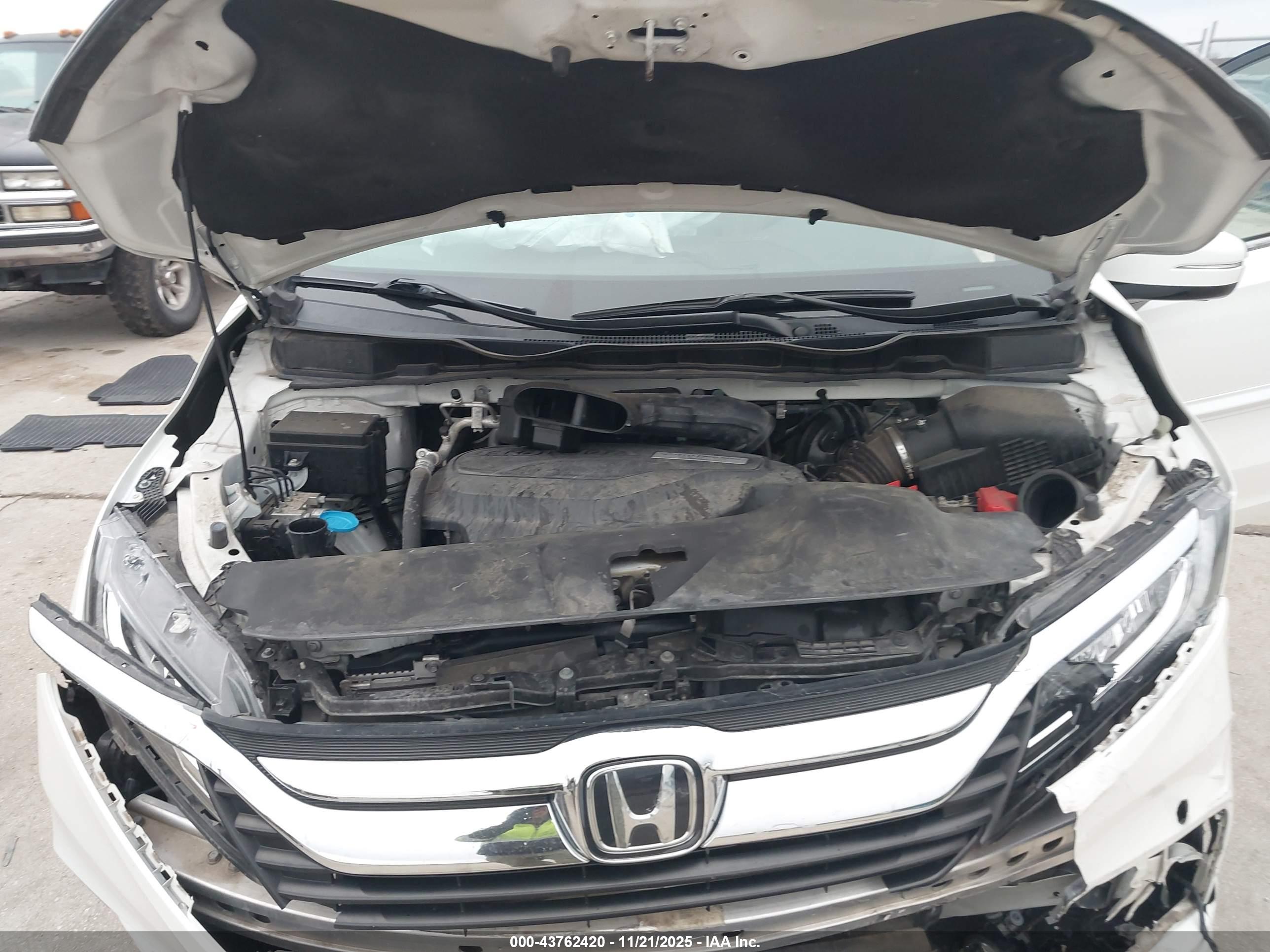 HONDA ODYSSEY image 10