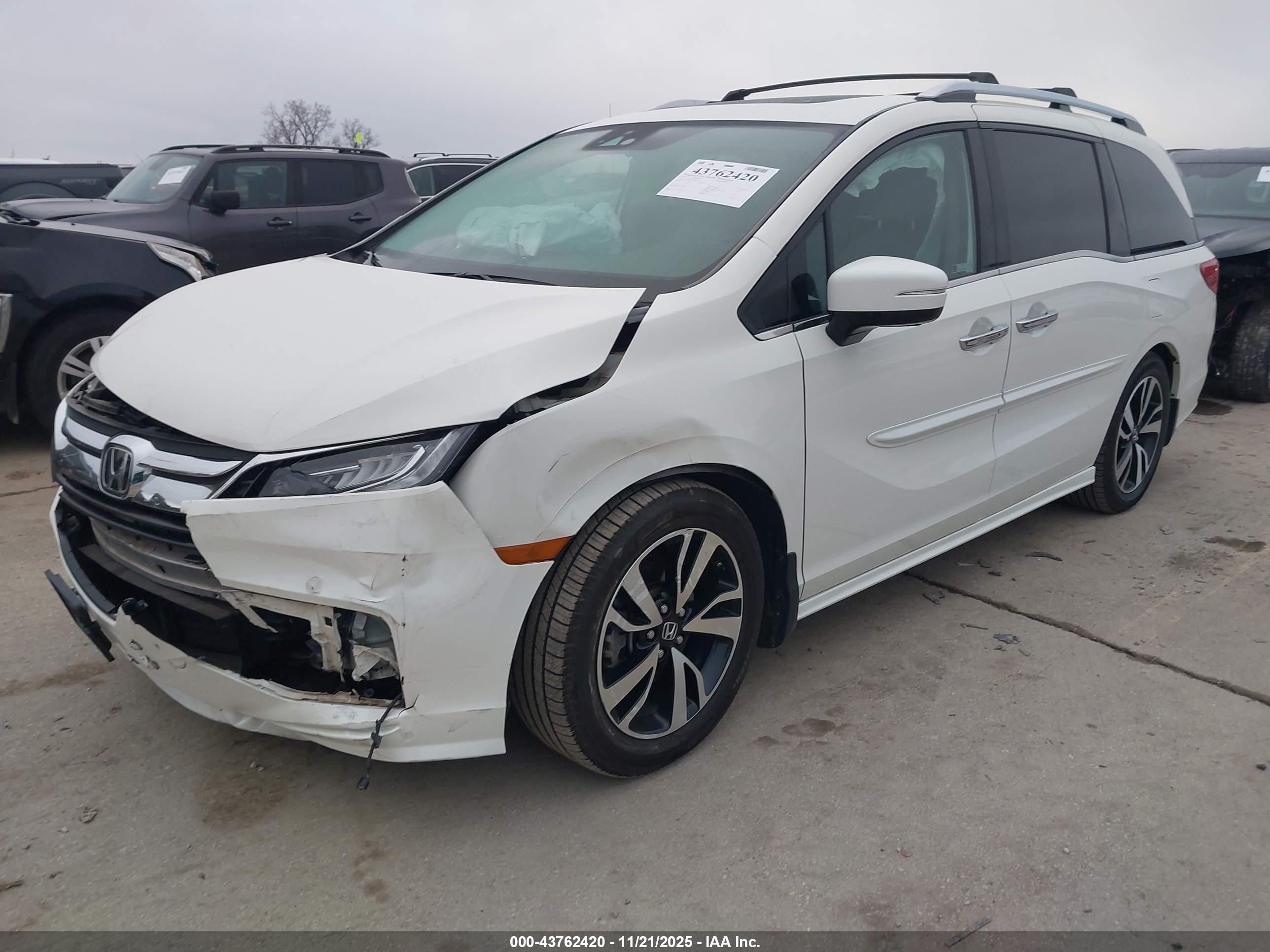 HONDA ODYSSEY image 2