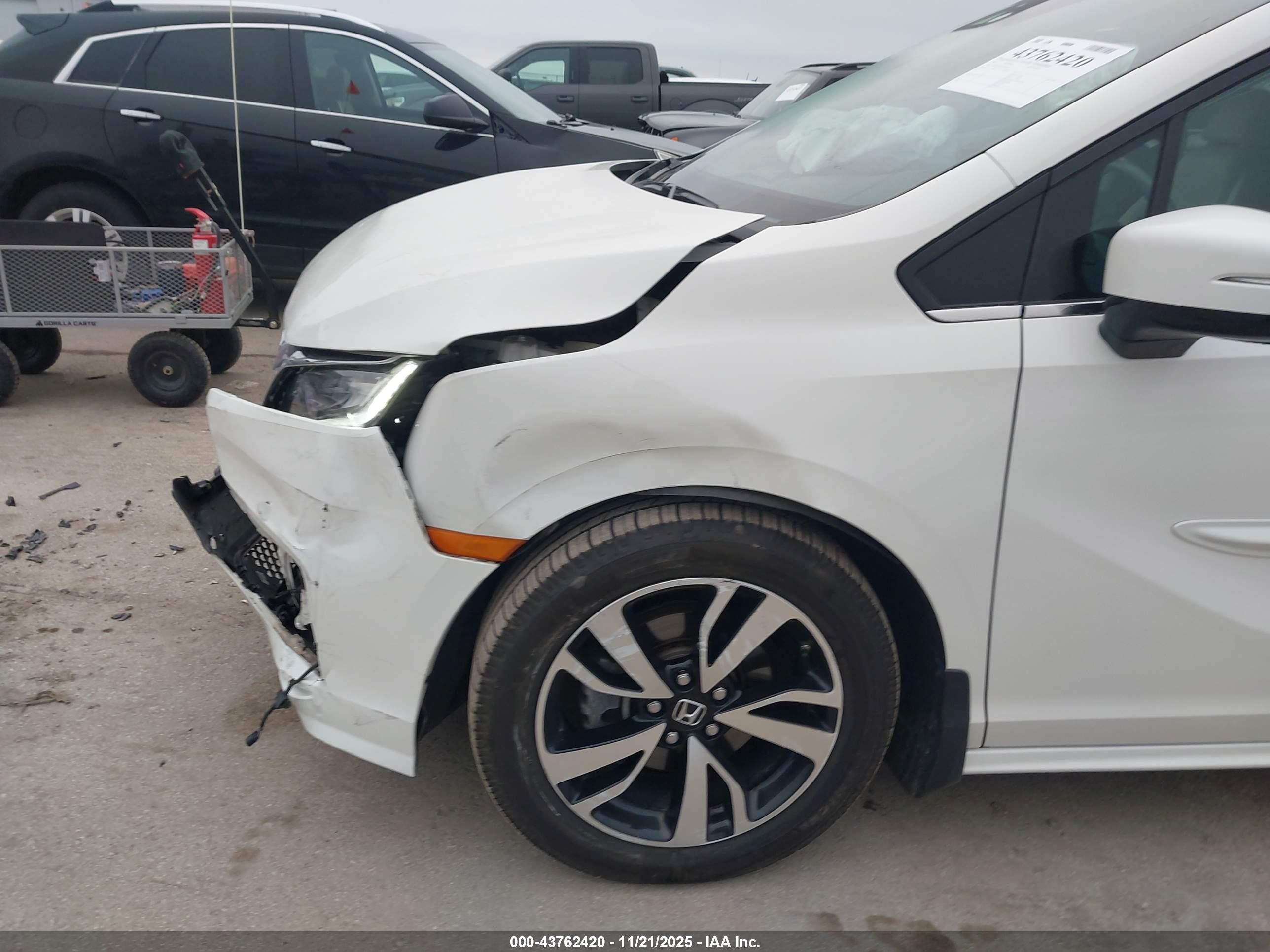HONDA ODYSSEY image 6