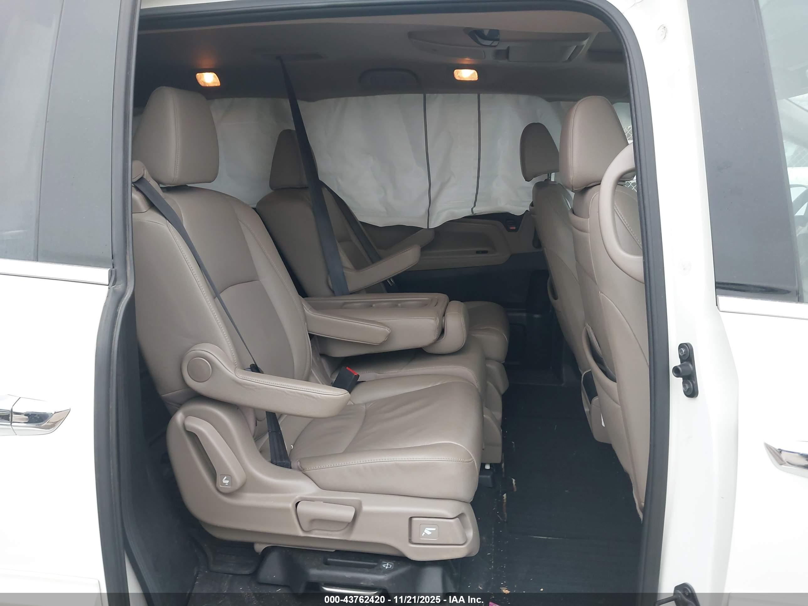 HONDA ODYSSEY image 8
