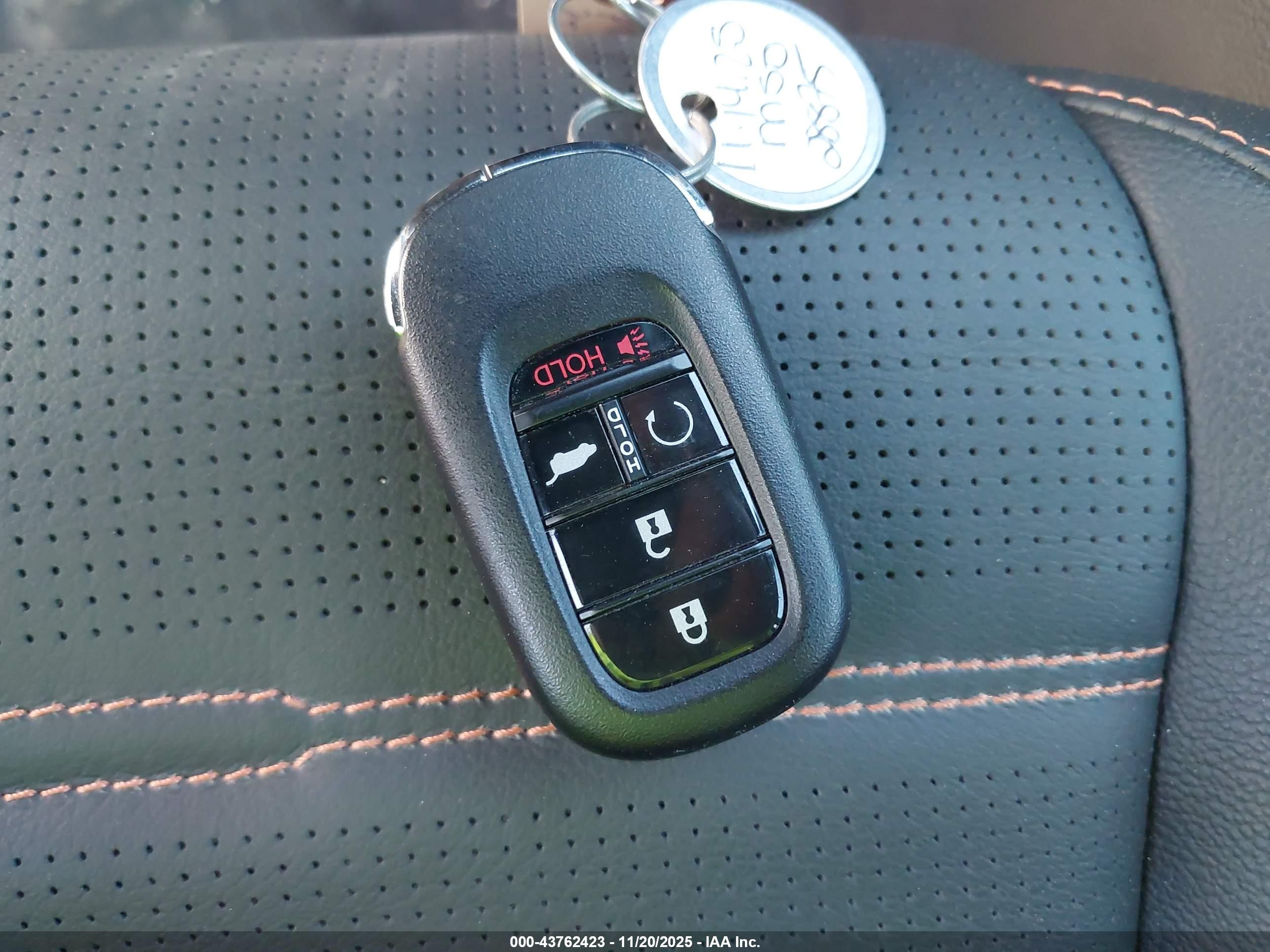 HONDA CR-V image 11