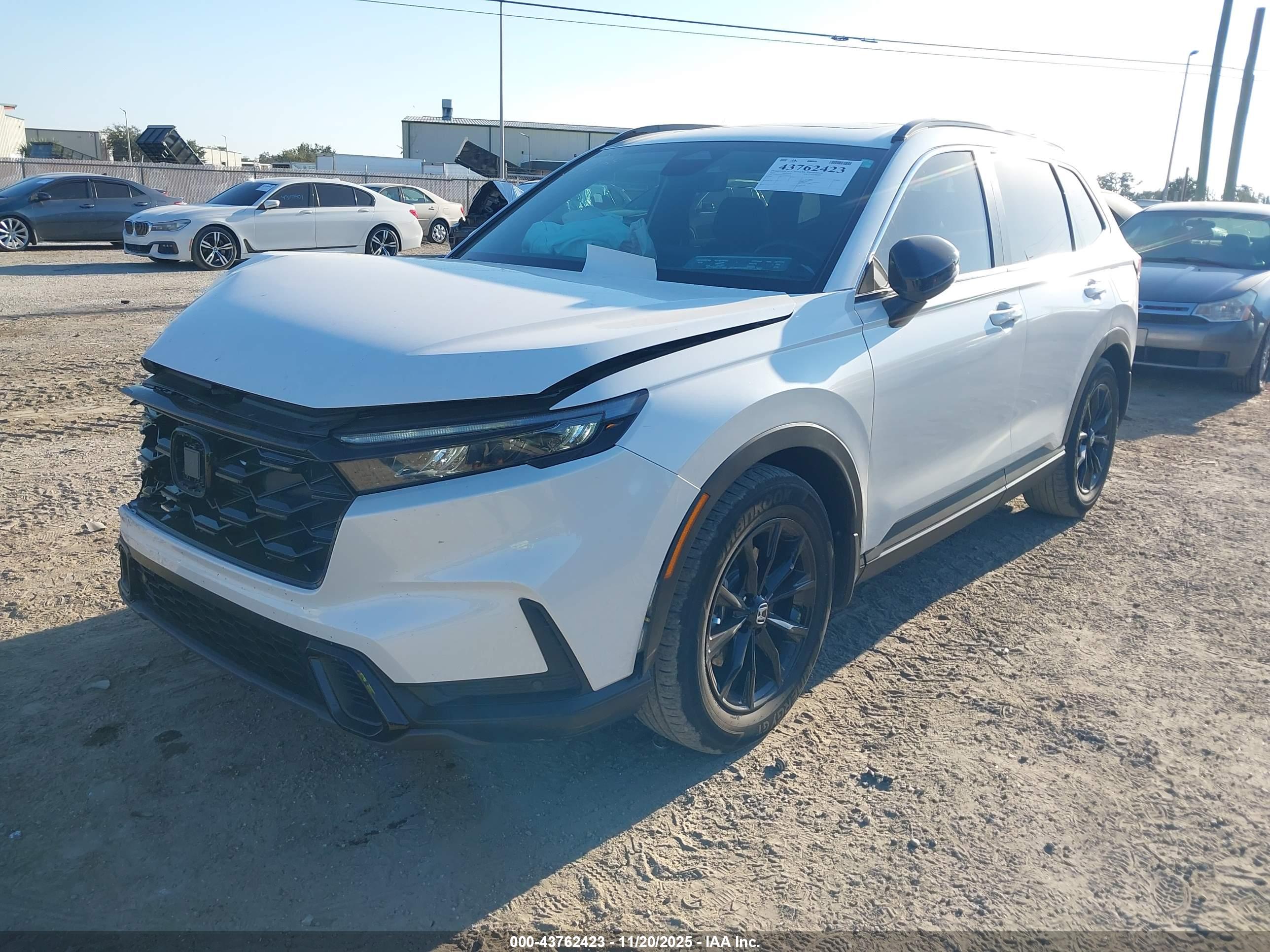 HONDA CR-V image 2