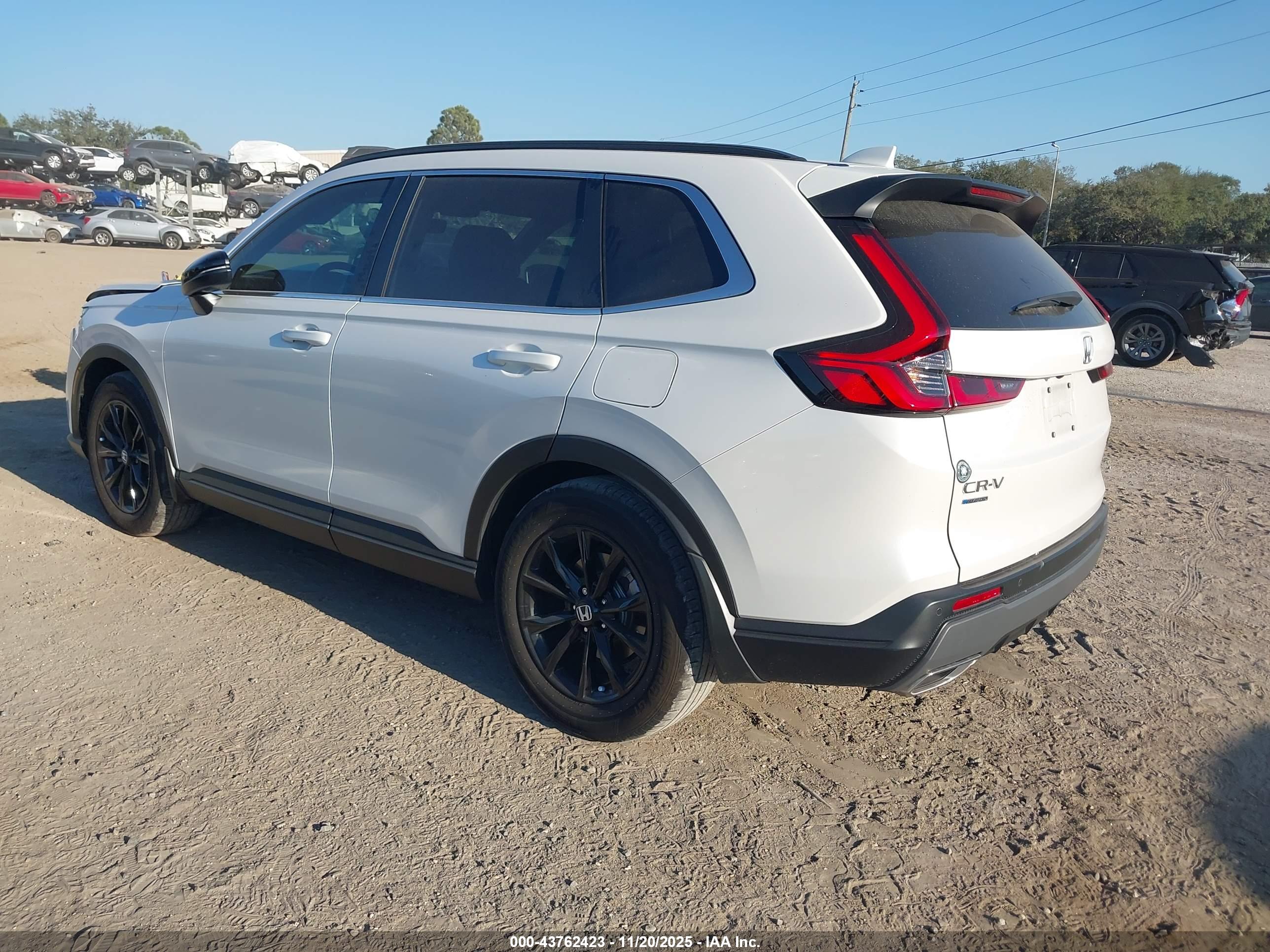 HONDA CR-V image 3