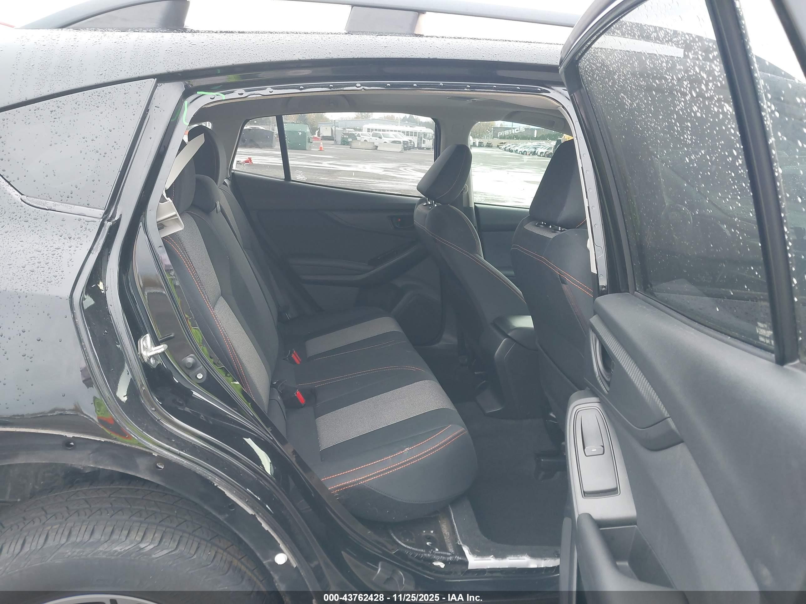 SUBARU CROSSTREK image 8