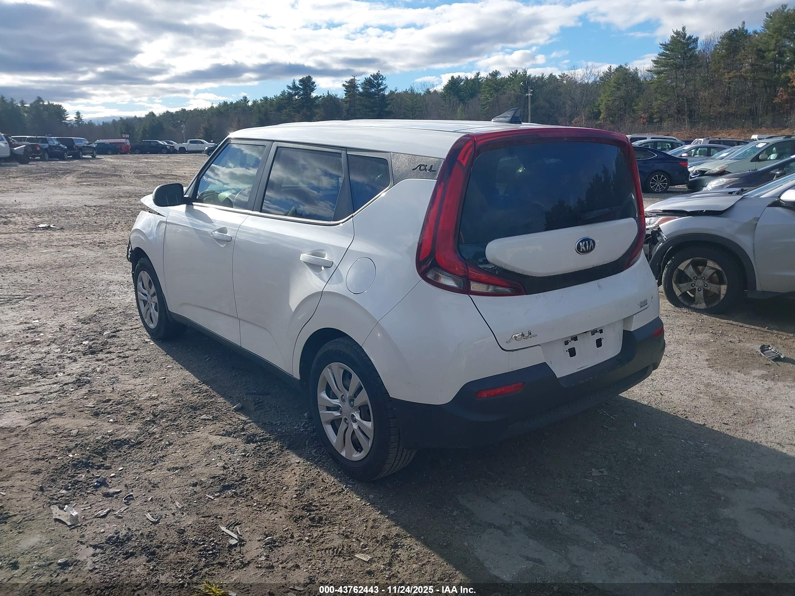 KIA SOUL image 3