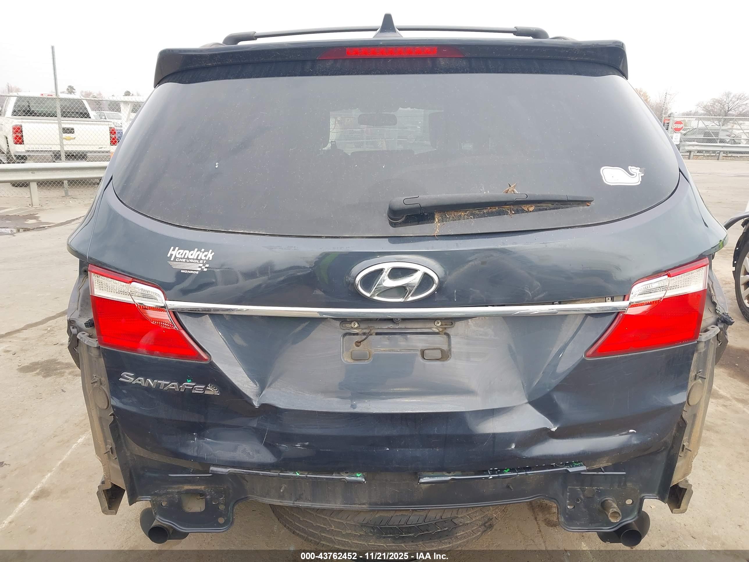 HYUNDAI SANTA image 6