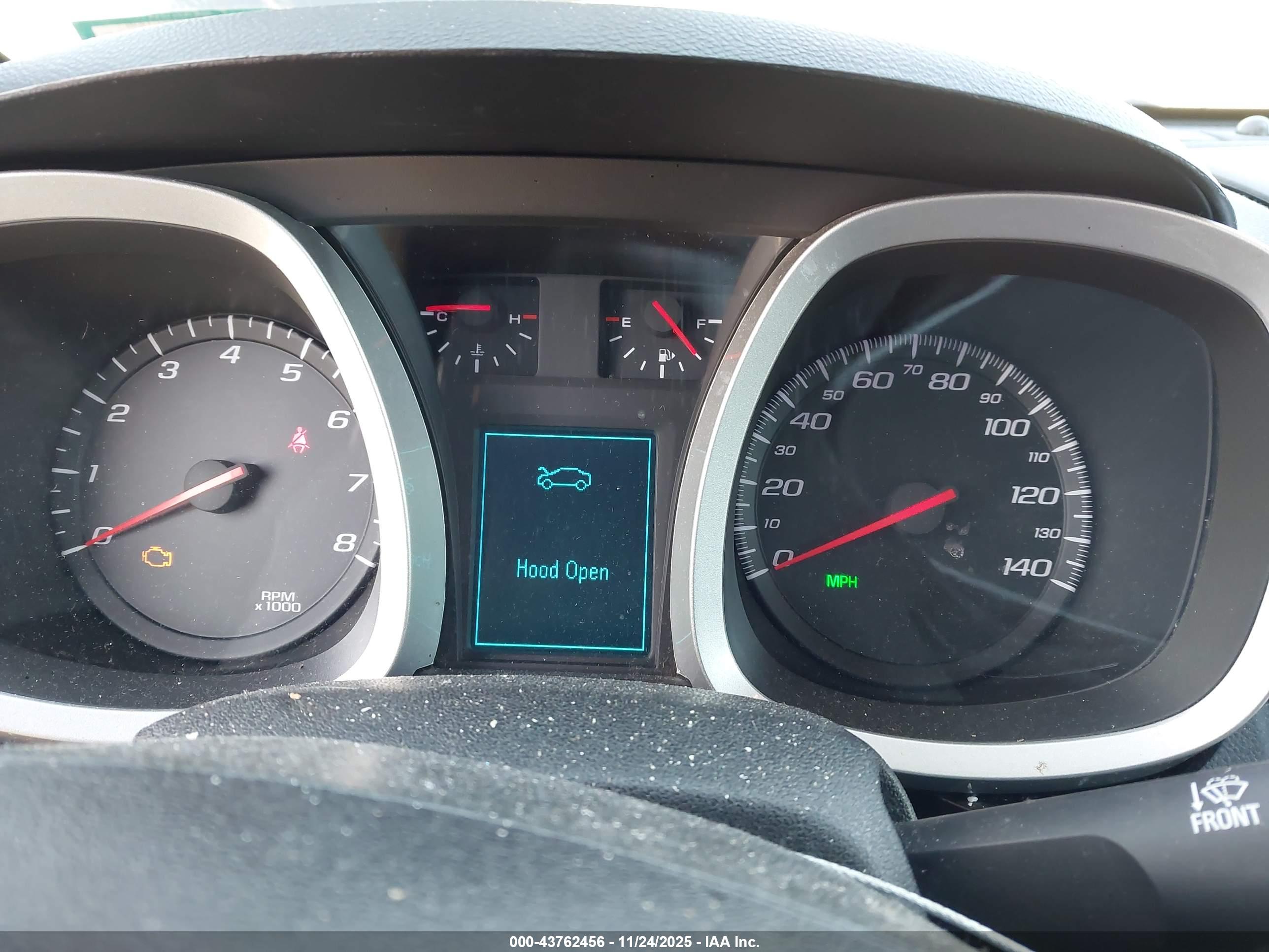 CHEVROLET EQUINOX image 7