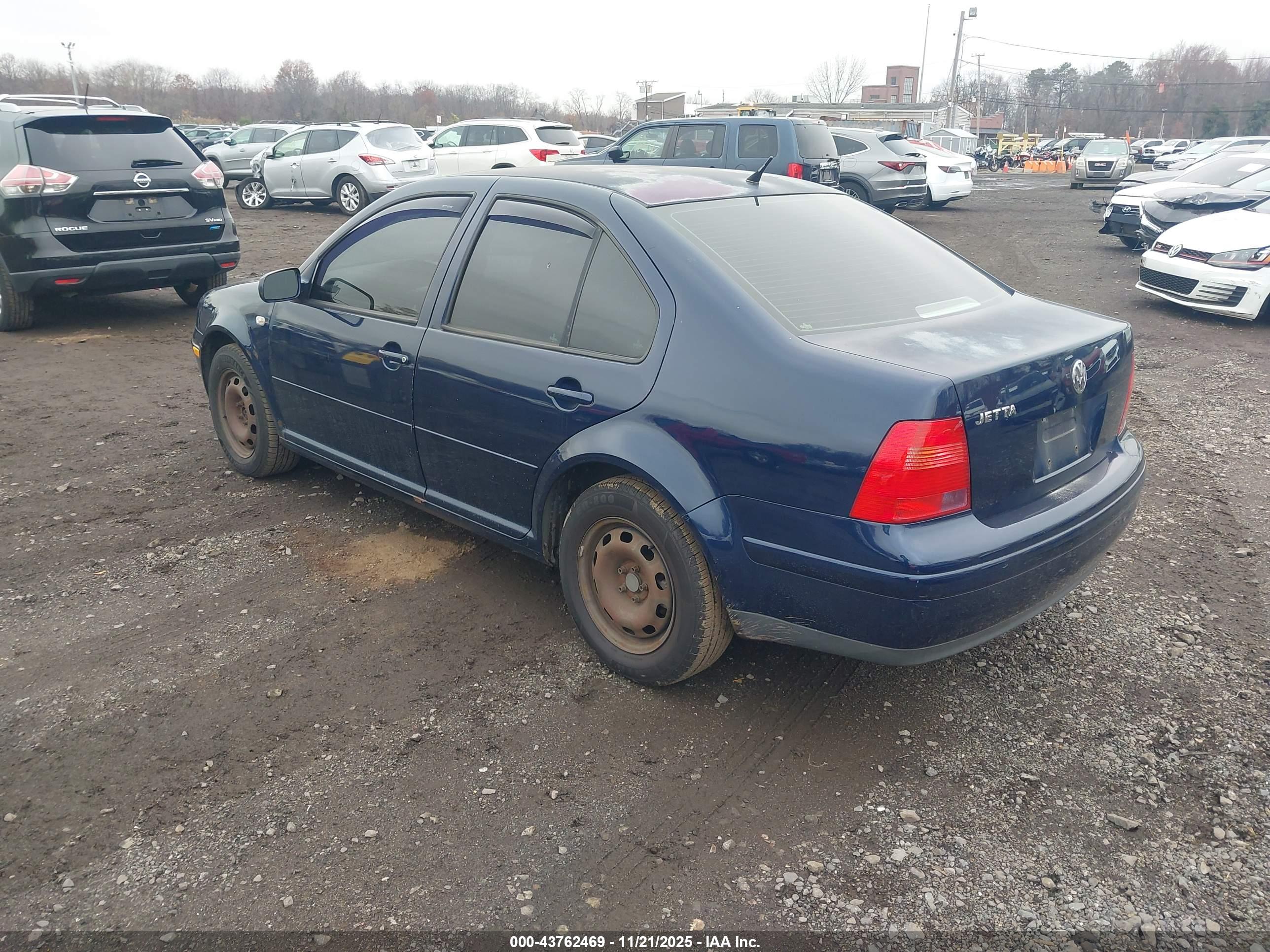 VOLKSWAGEN JETTA image 3