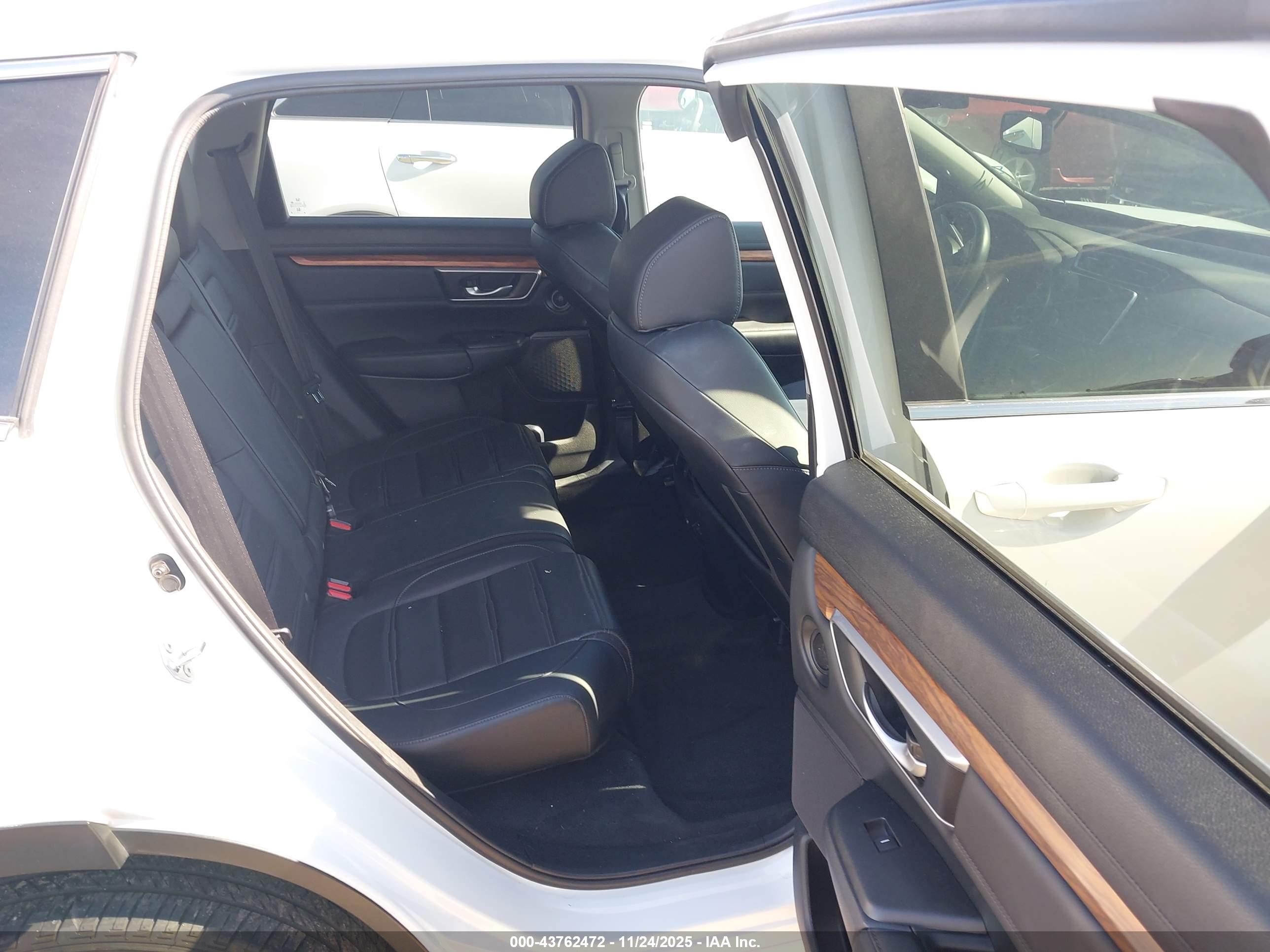 HONDA CR-V image 8