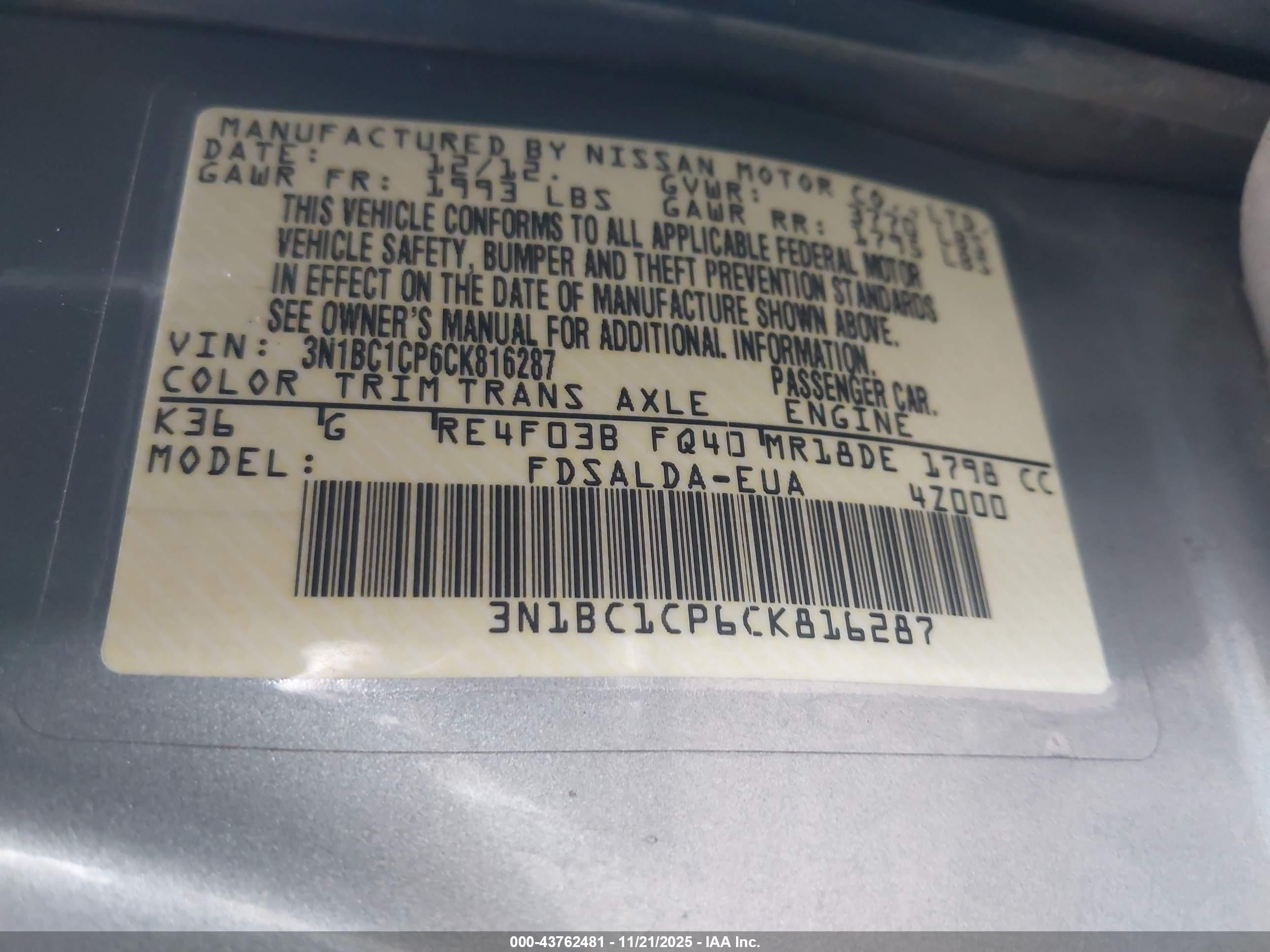 NISSAN VERSA image 9
