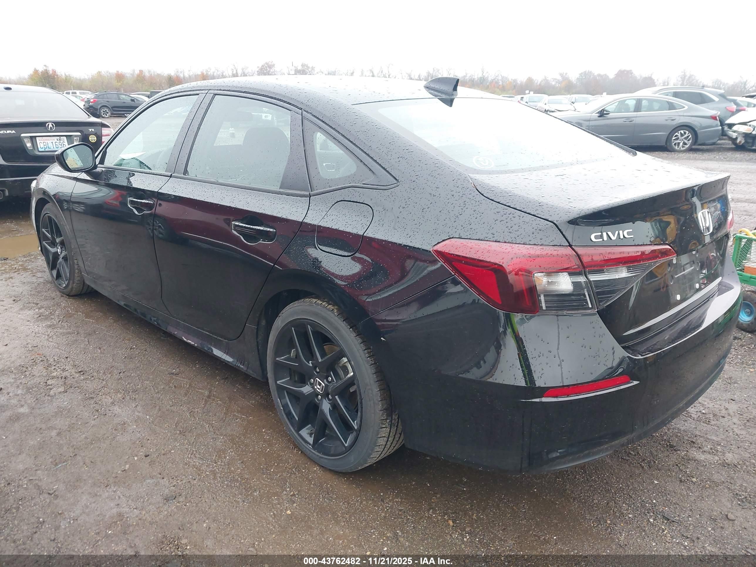 HONDA CIVIC image 3