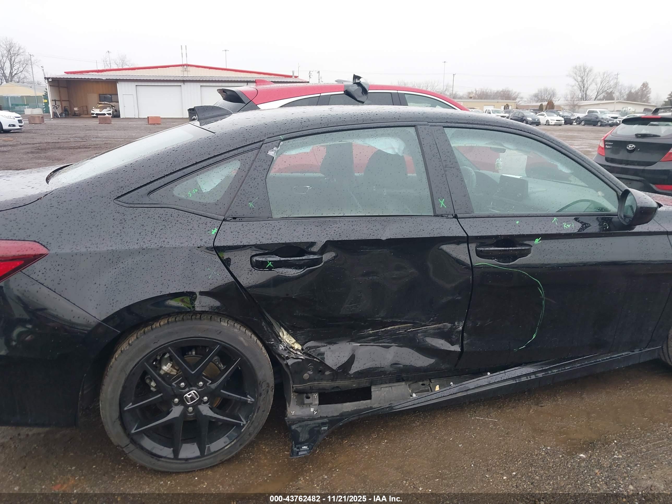 HONDA CIVIC image 6