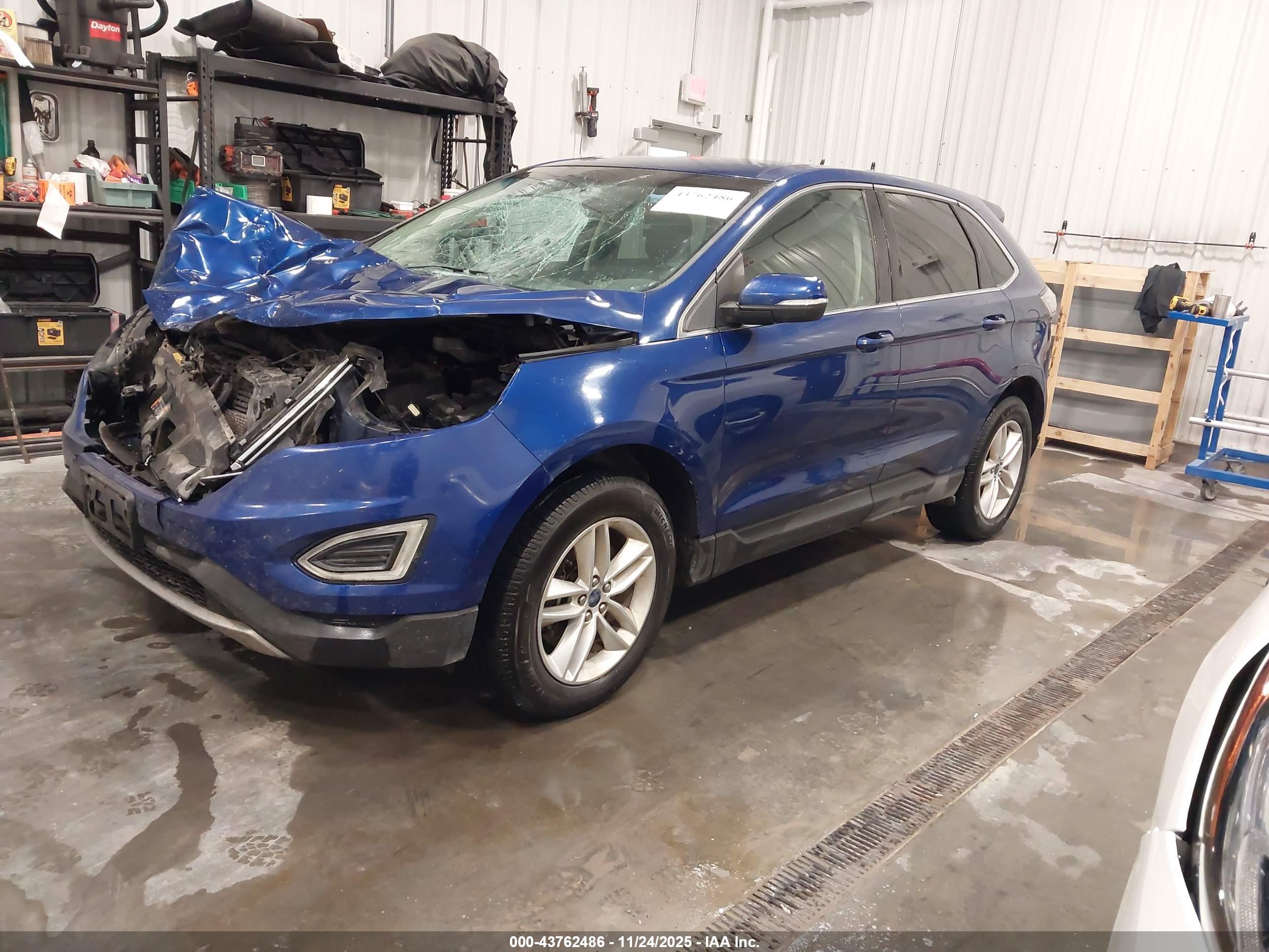 FORD EDGE image 2