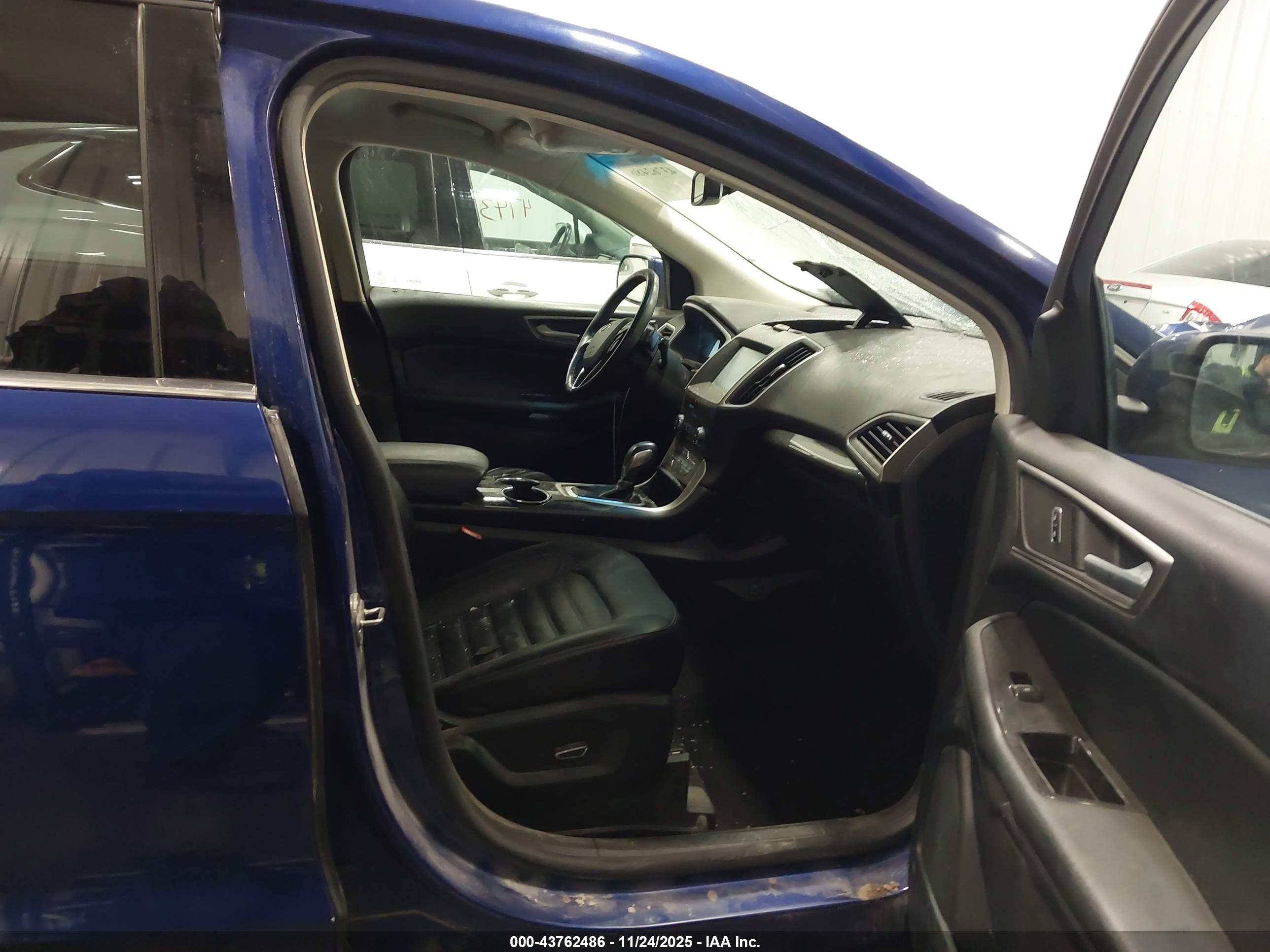 FORD EDGE image 5