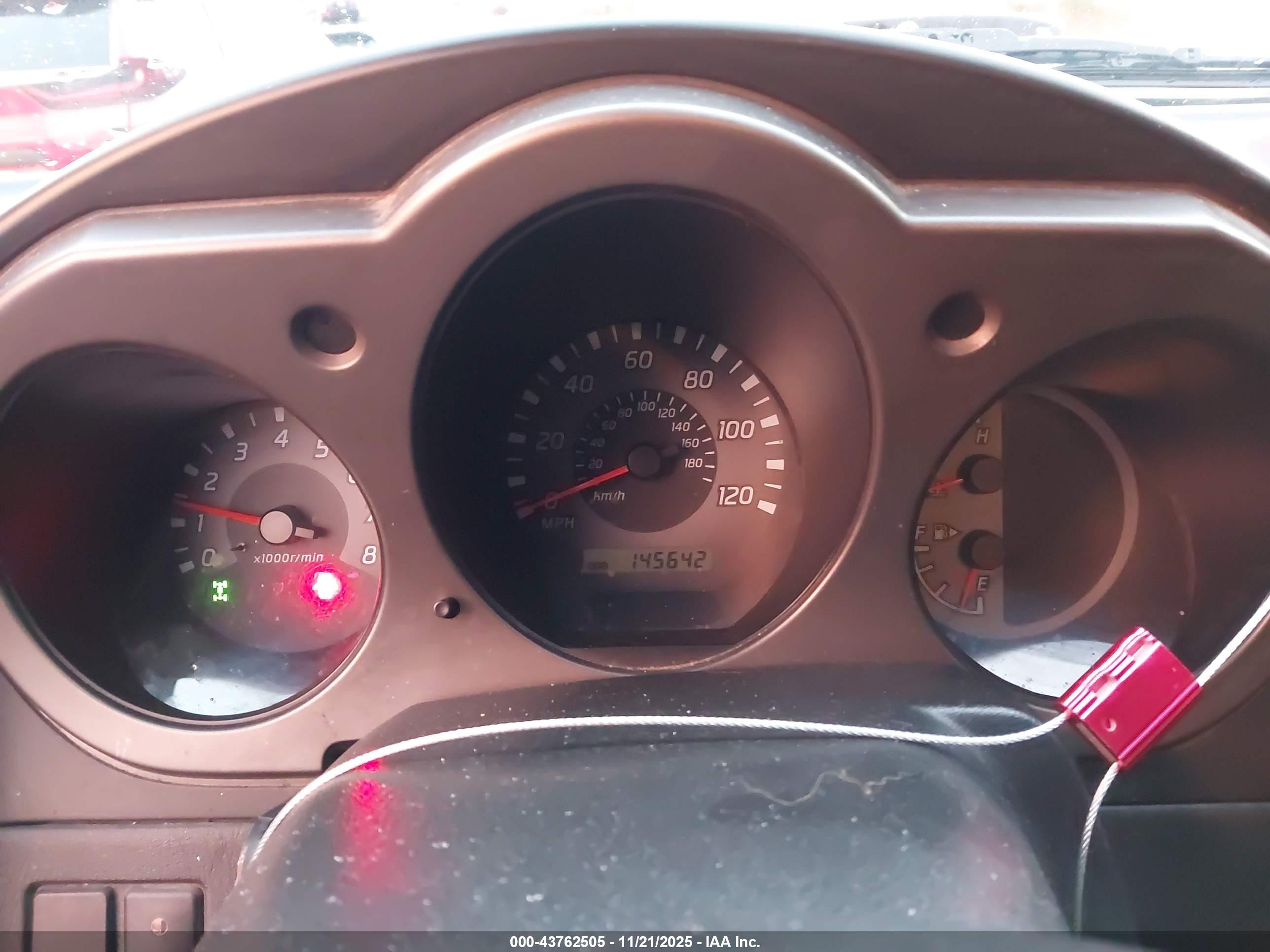 NISSAN XTERRA image 7