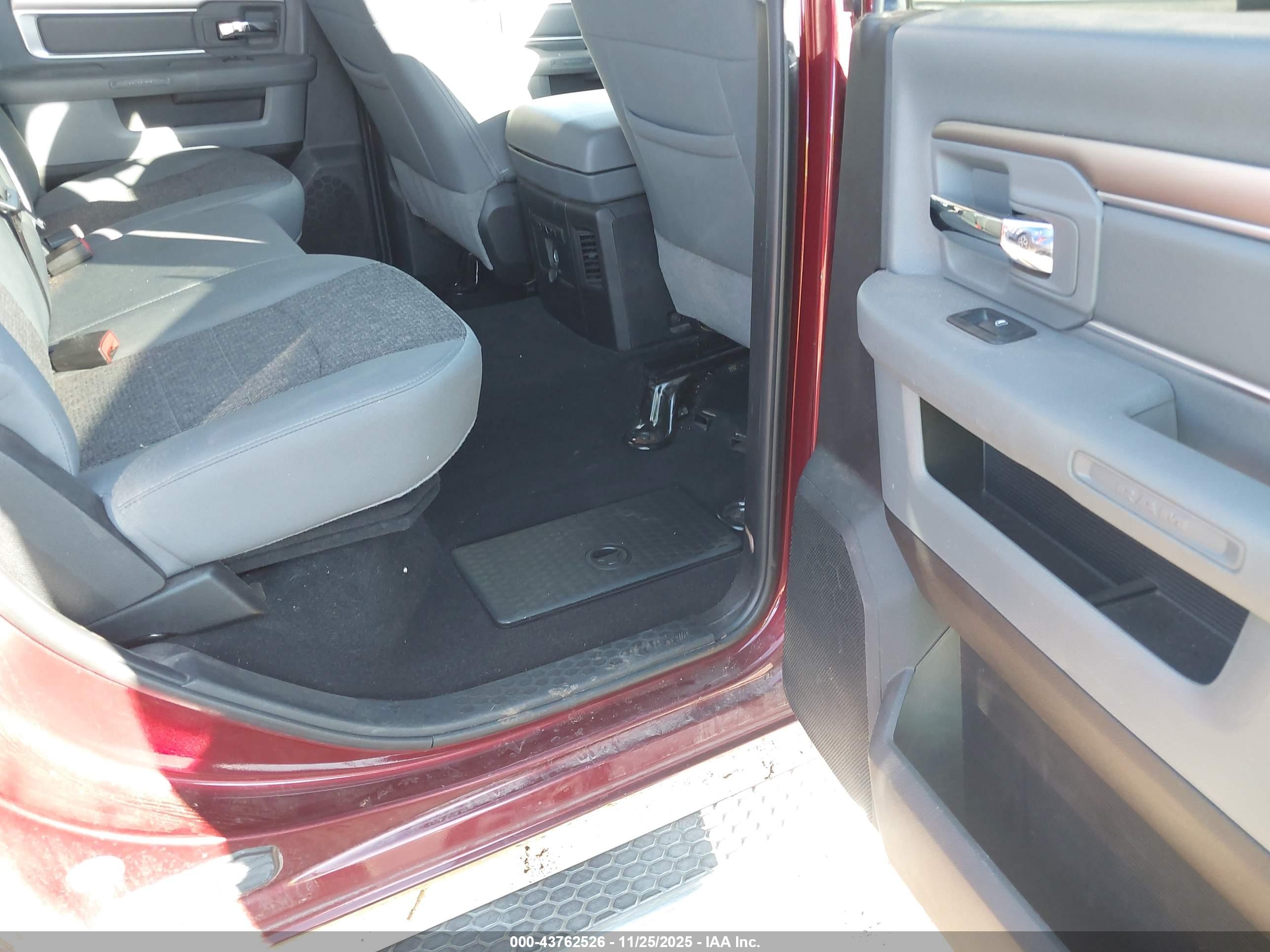 RAM 1500 image 8