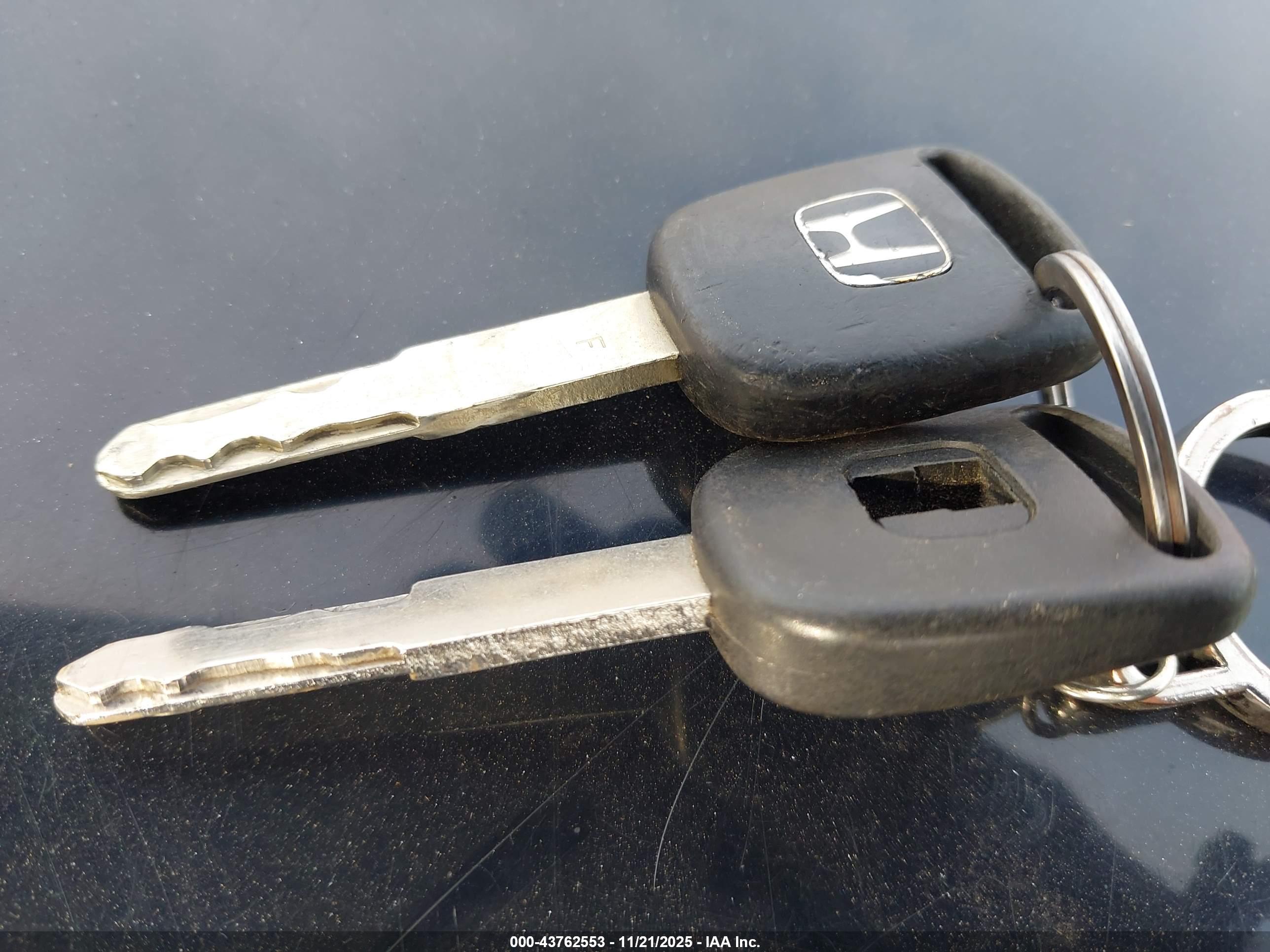HONDA CIVIC image 11